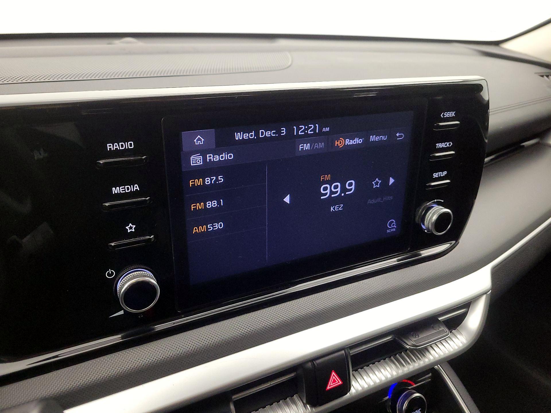 Thumbnail: 2022 Kia K5 - 15