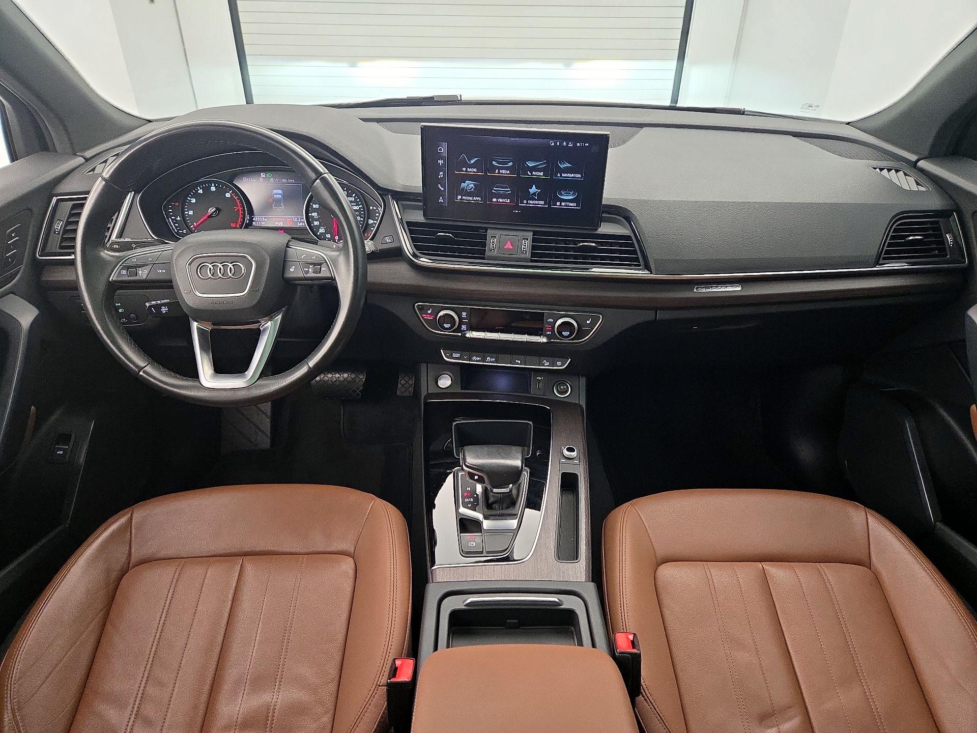 Thumbnail: 2022 Audi Q5 - 9