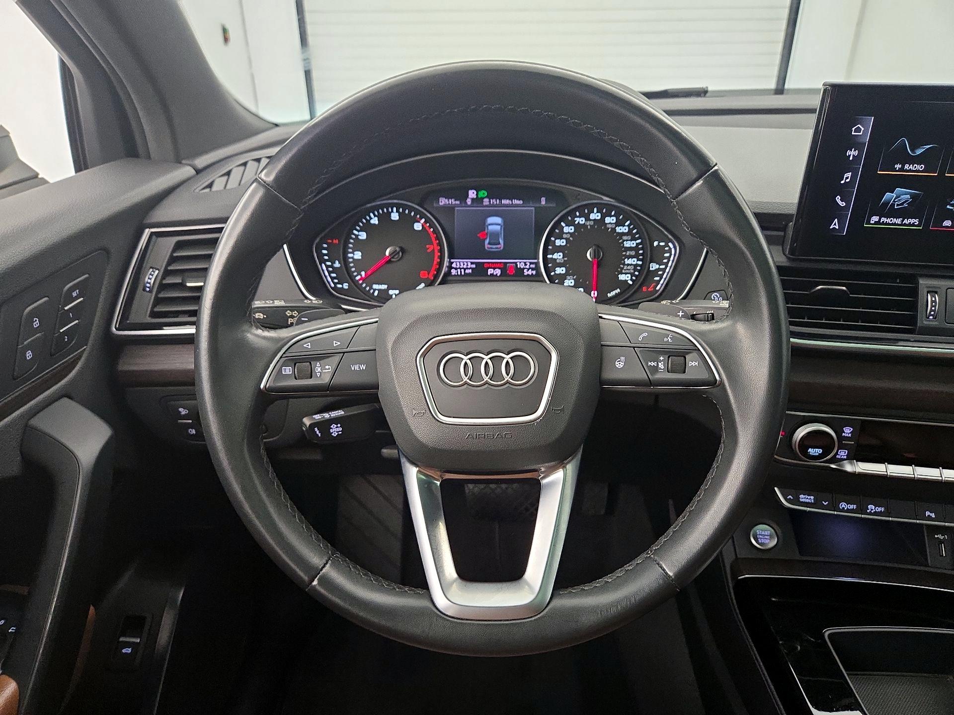 Thumbnail: 2022 Audi Q5 - 10