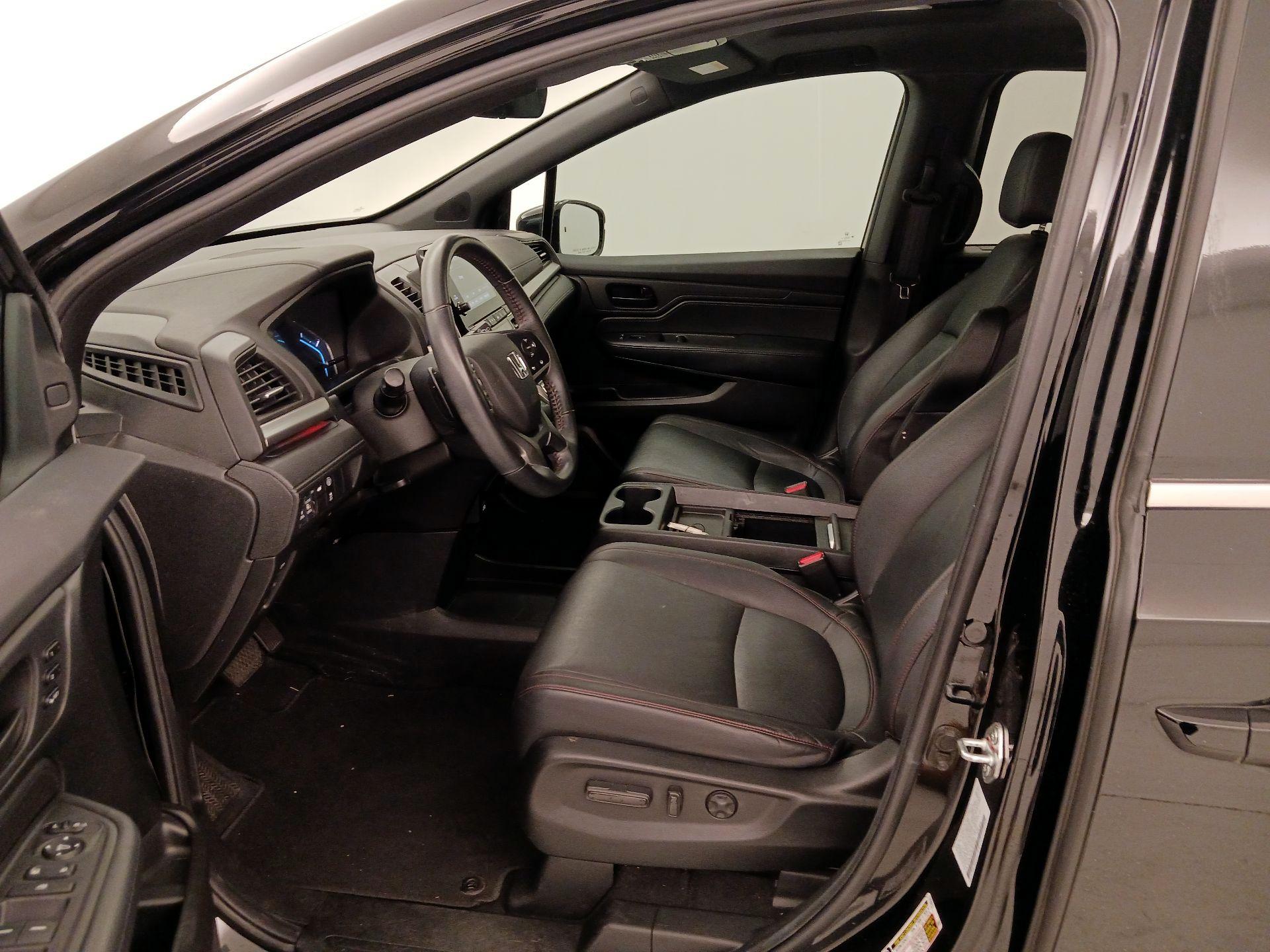 Thumbnail: 2023 Honda Odyssey - 11