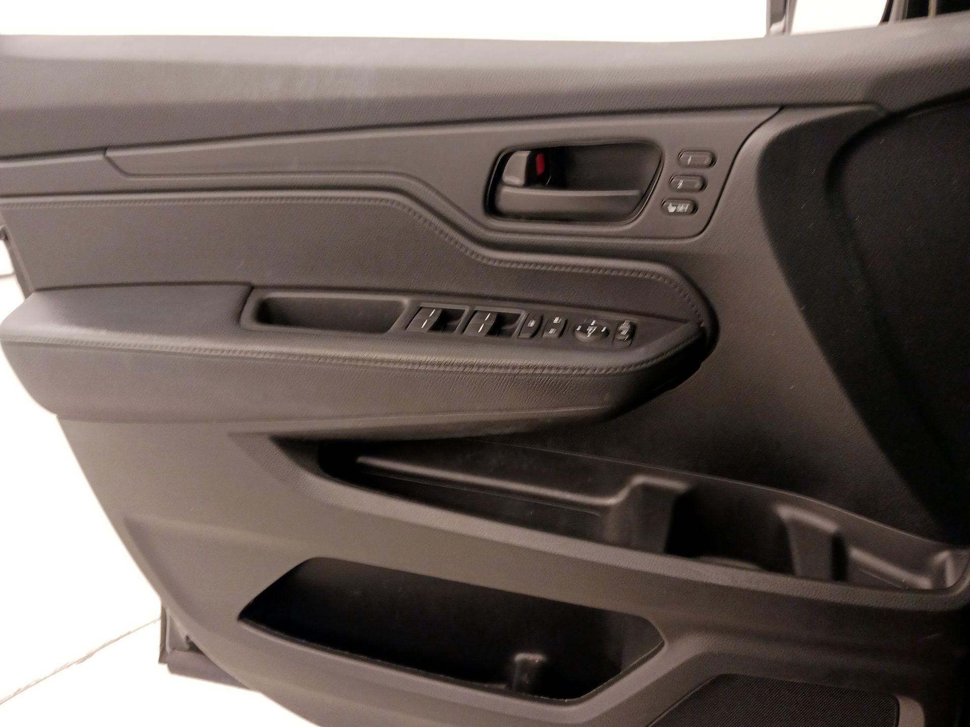 Thumbnail: 2023 Honda Odyssey - 12