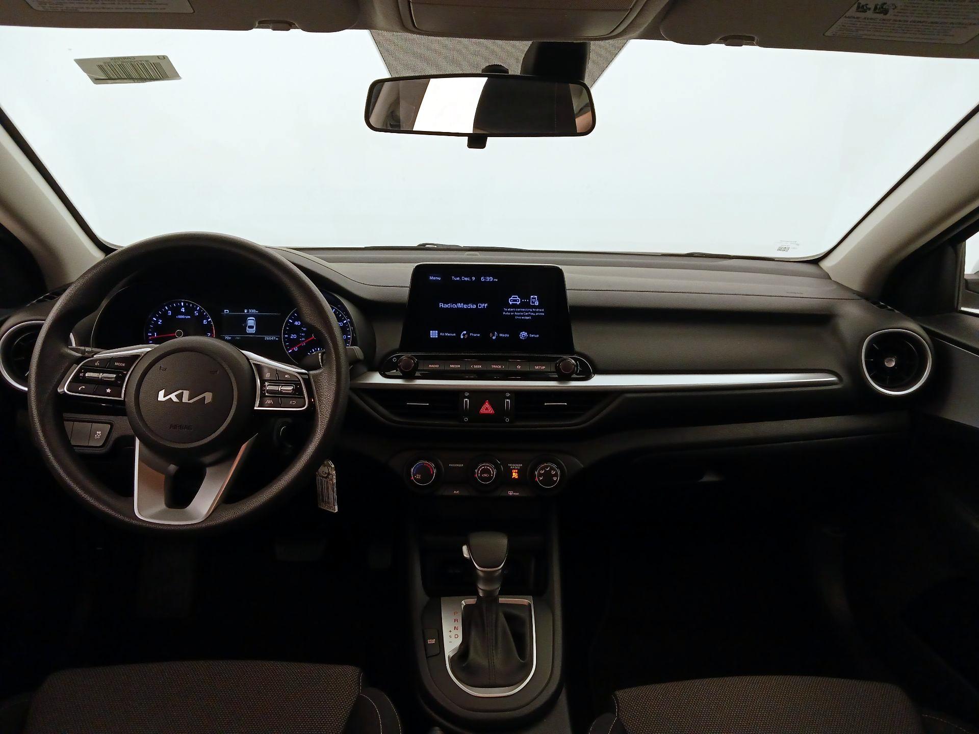 Thumbnail: 2024 Kia Forte - 9