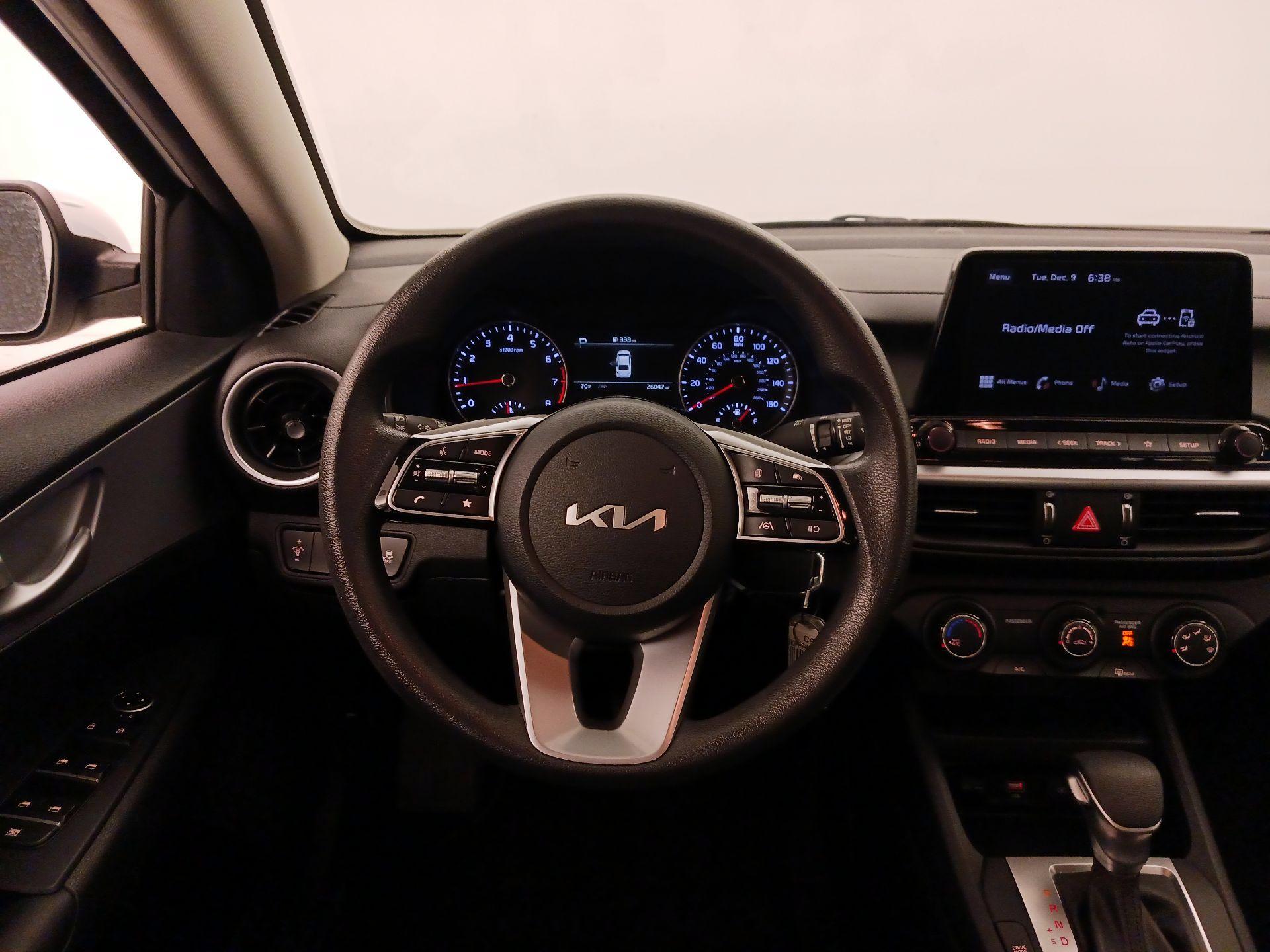 Thumbnail: 2024 Kia Forte - 10