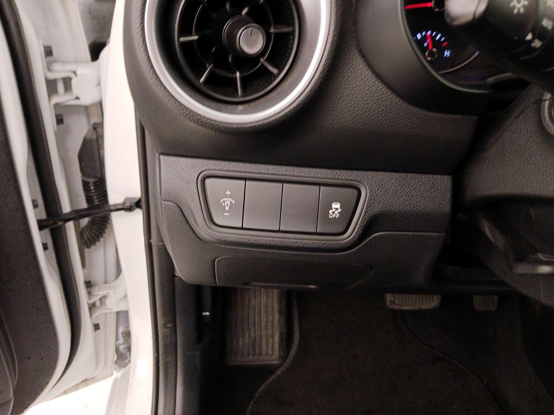 Thumbnail: 2024 Kia Forte - 13