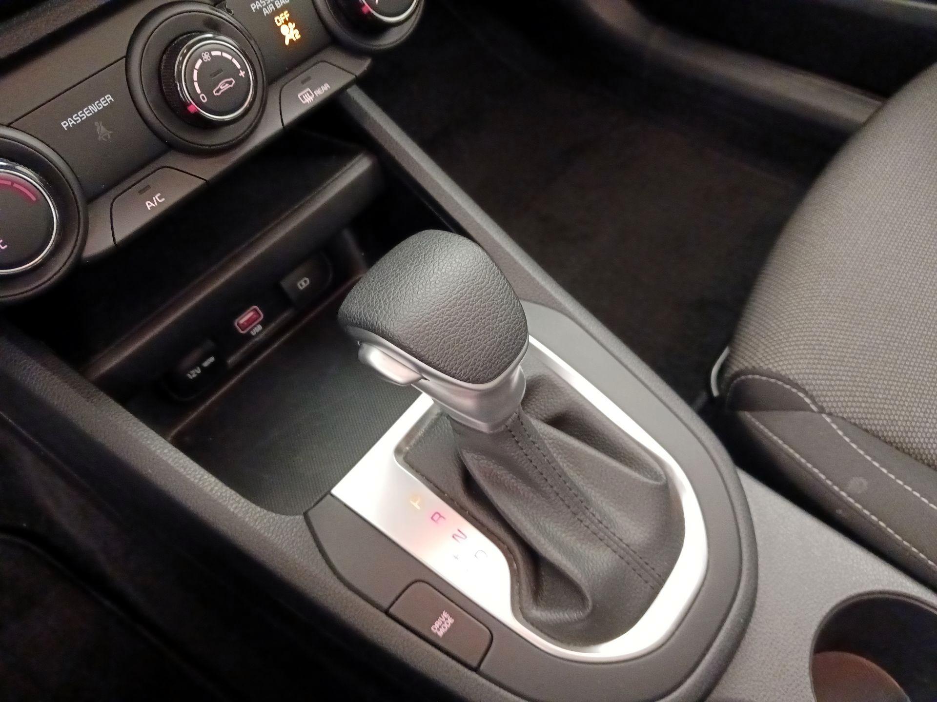 Thumbnail: 2024 Kia Forte - 17