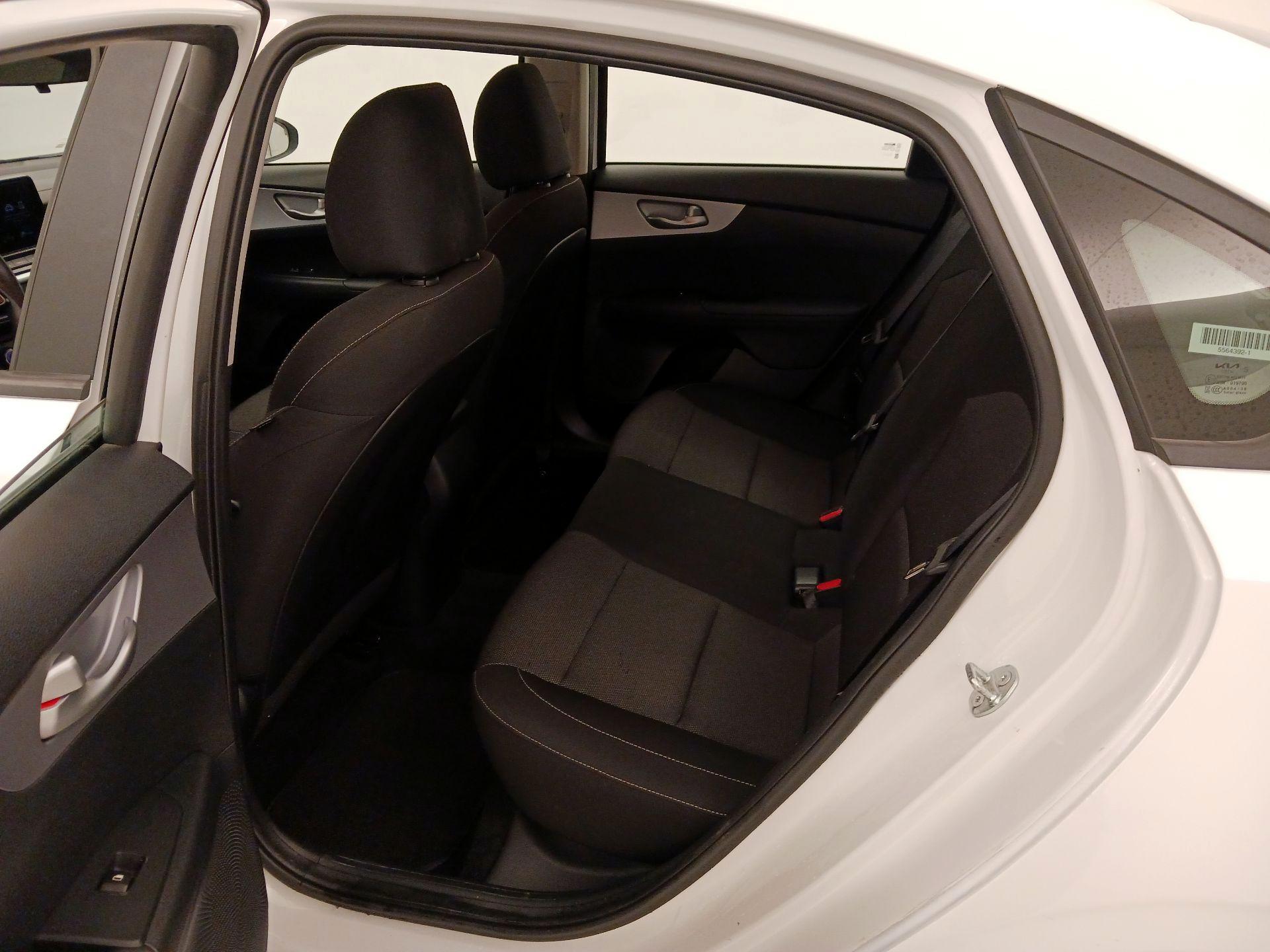 Thumbnail: 2024 Kia Forte - 19