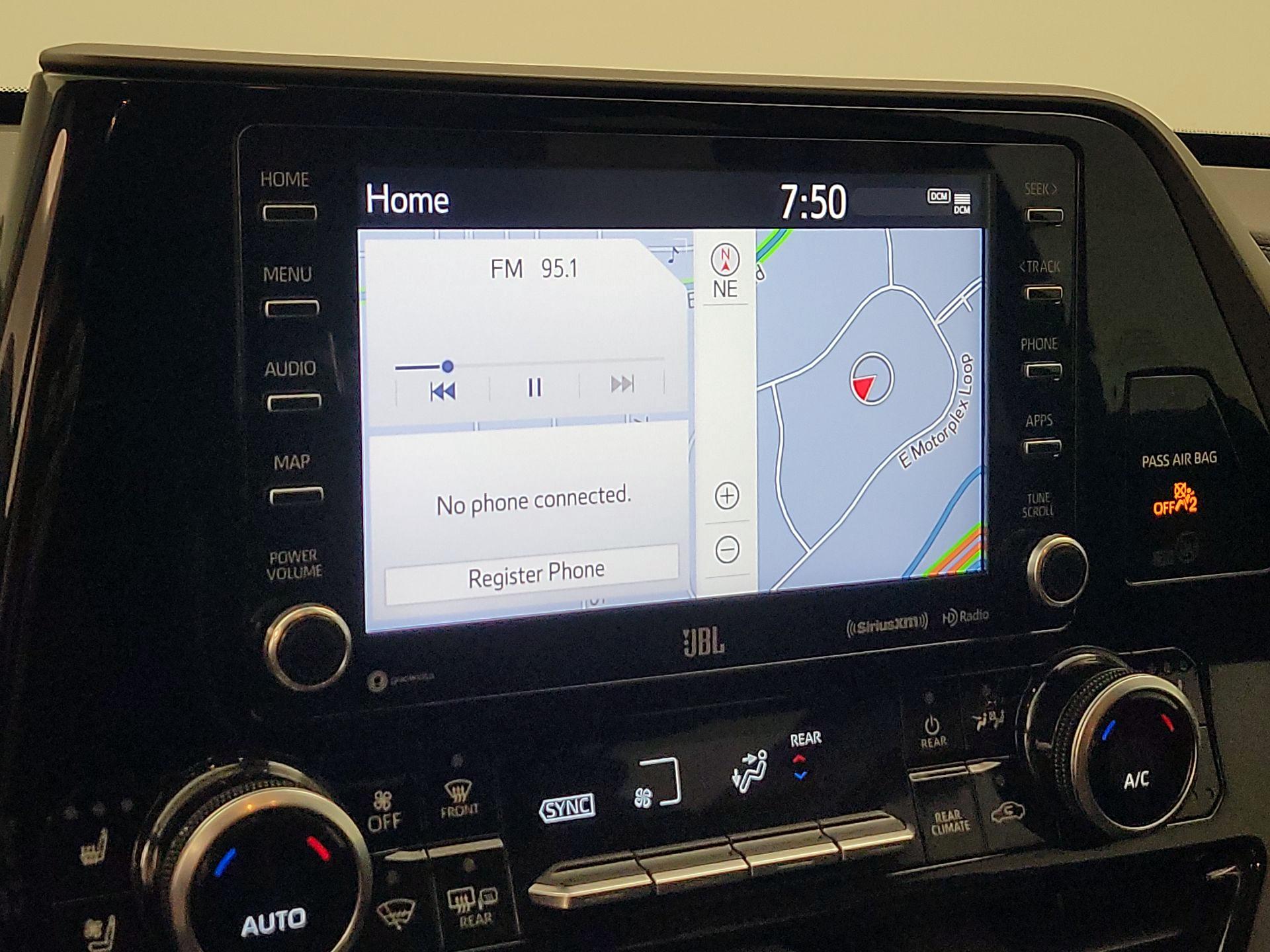 Thumbnail: 2021 Toyota Highlander - 16