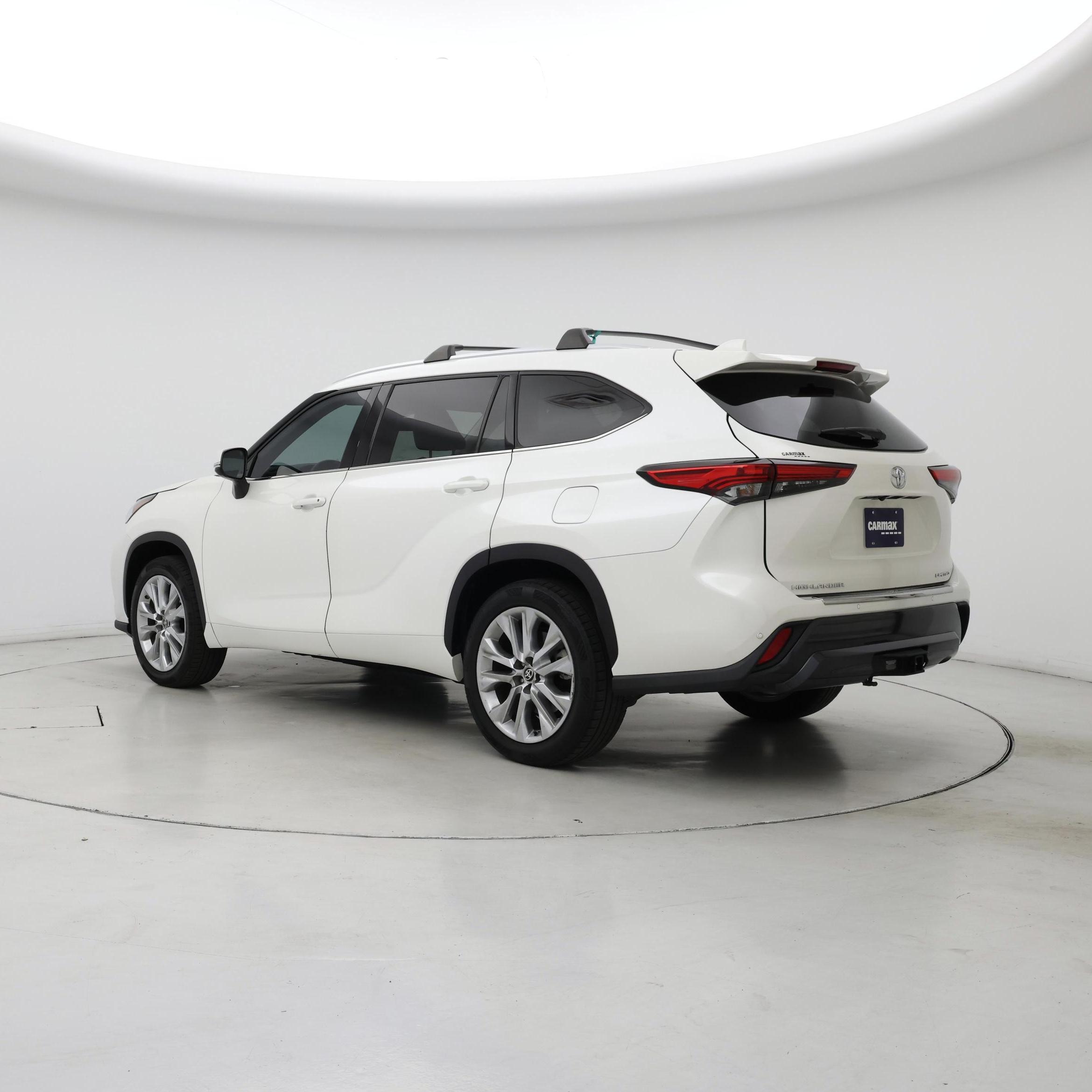 Thumbnail: 2021 Toyota Highlander - 2