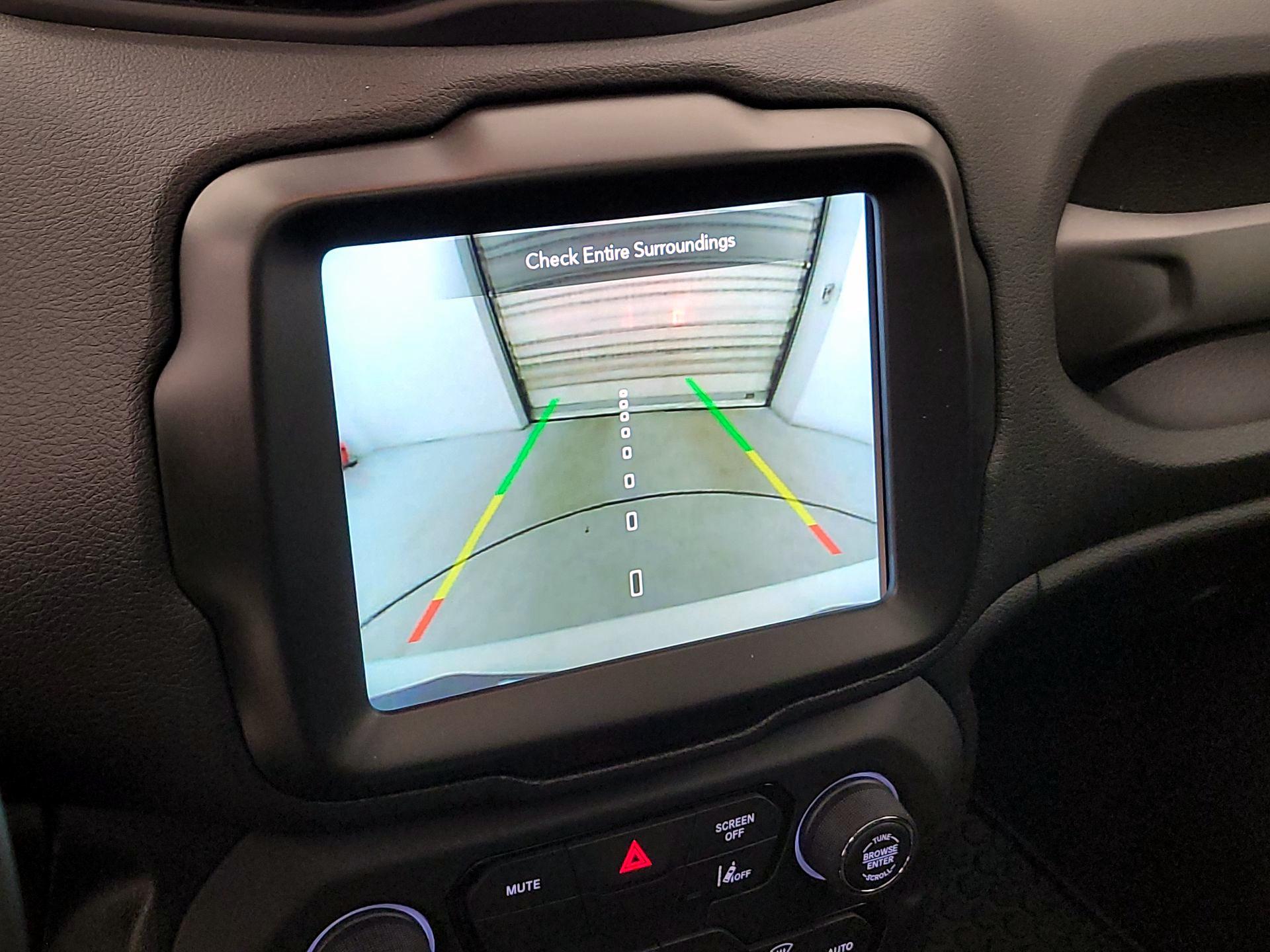 Thumbnail: 2023 Jeep Renegade - 15