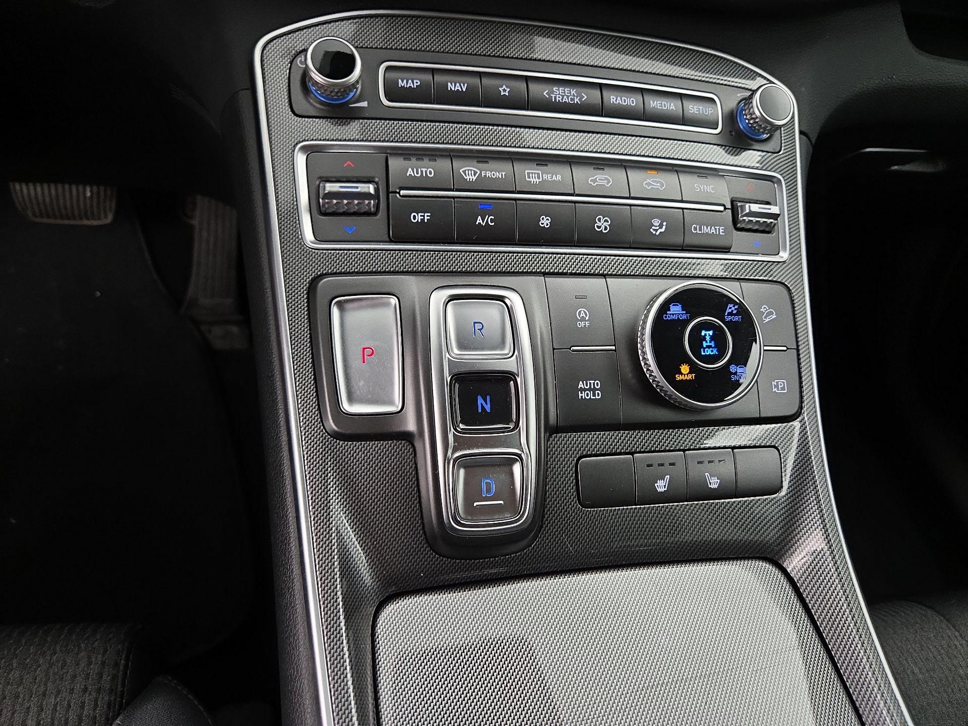 Thumbnail: 2023 Hyundai Santa Fe - 18