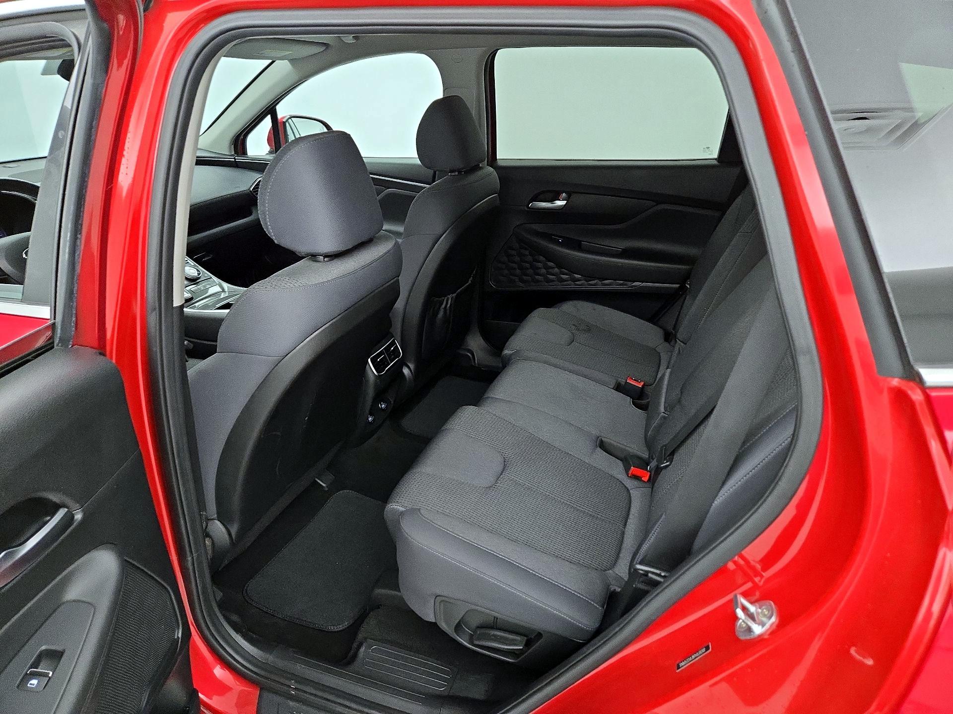 Thumbnail: 2023 Hyundai Santa Fe - 20