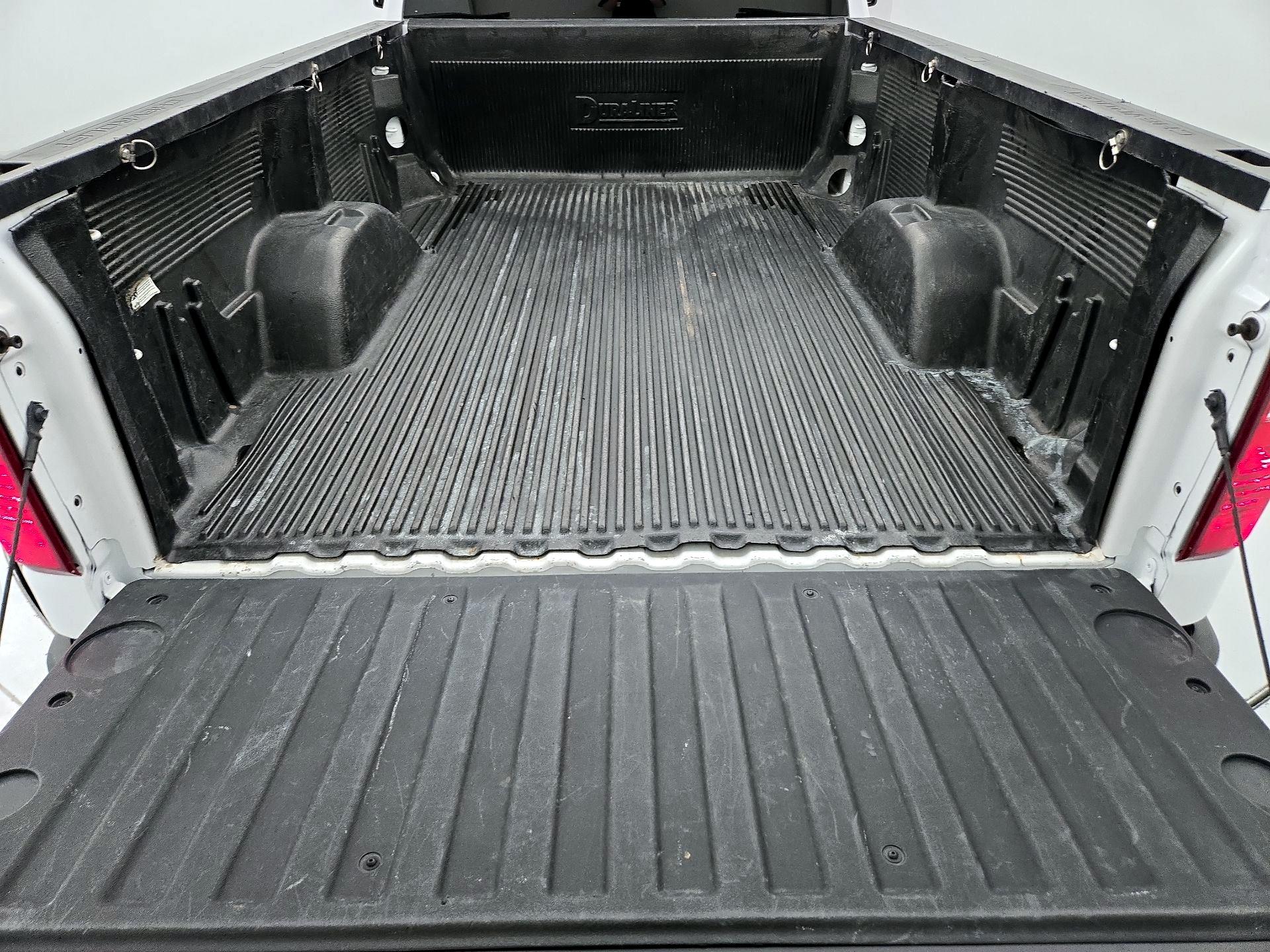 Thumbnail: 2024 Chevrolet Silverado 1500 - 19