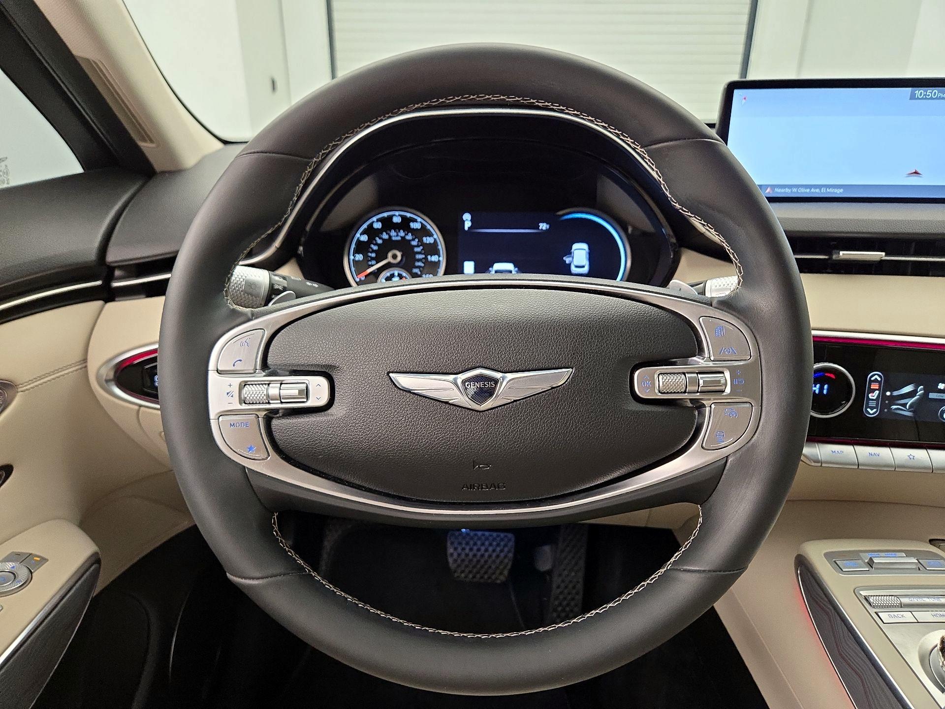 Thumbnail: 2023 Genesis GV70 - 10