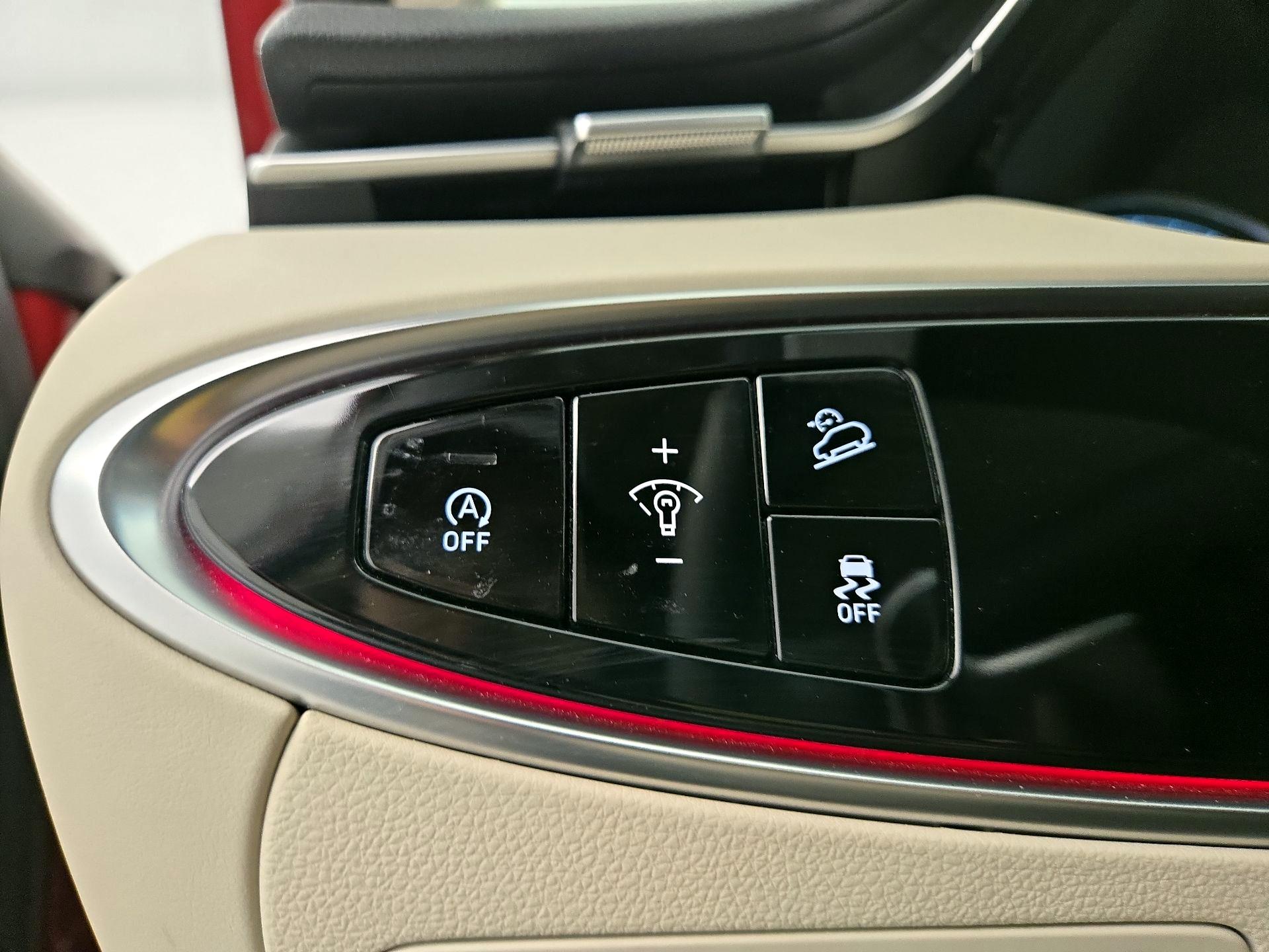 Thumbnail: 2023 Genesis GV70 - 13