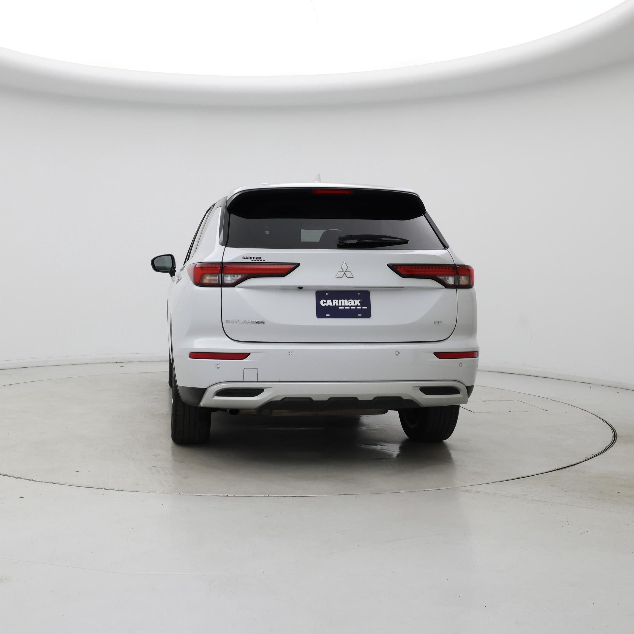 Thumbnail: 2024 Mitsubishi Outlander - 6