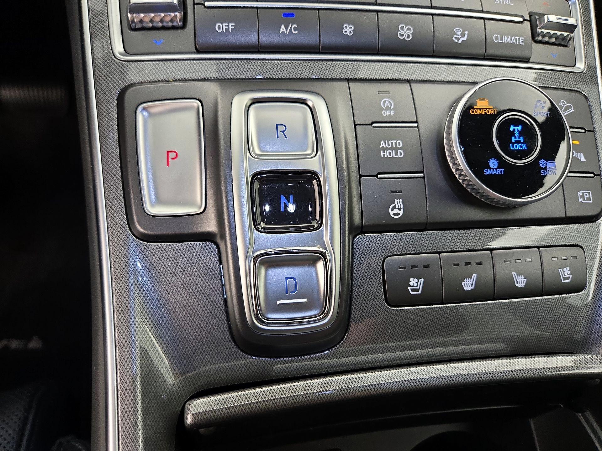 Thumbnail: 2023 Hyundai Santa Fe - 18