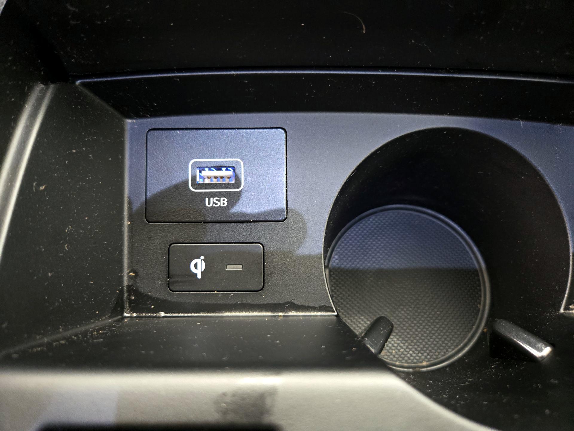 Thumbnail: 2023 Hyundai Santa Fe - 19