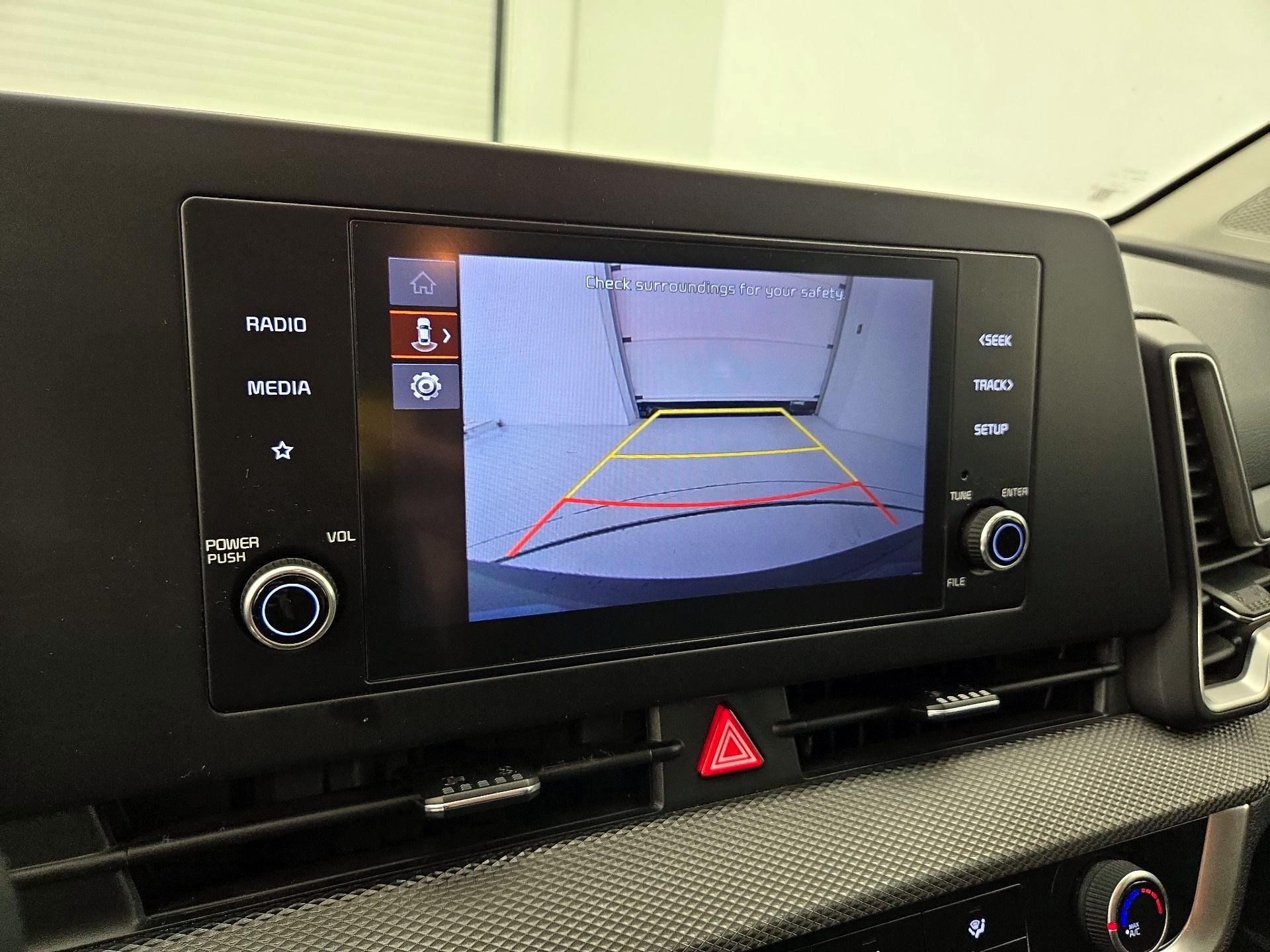 Thumbnail: 2023 Kia Sportage - 14