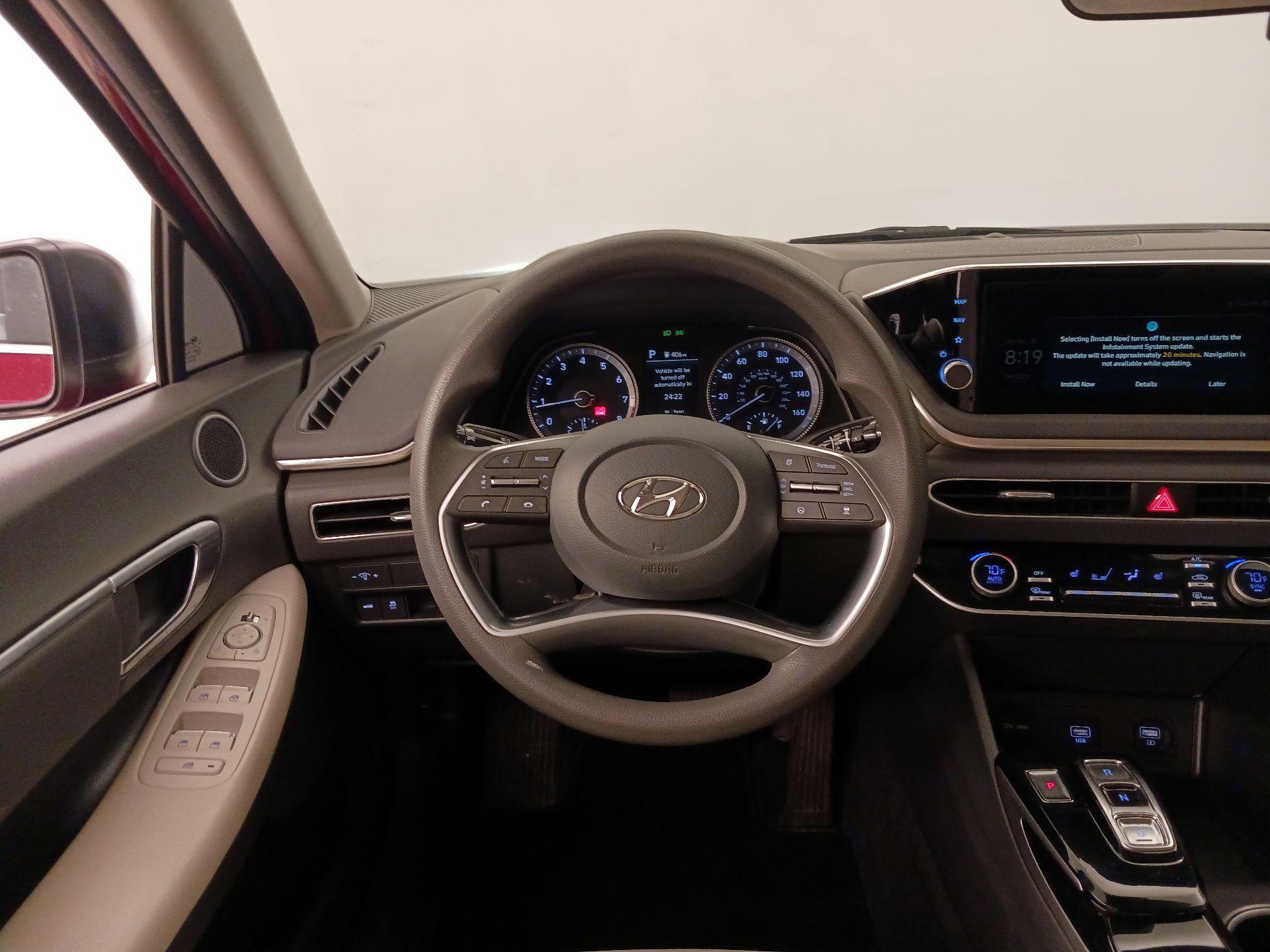 Thumbnail: 2023 Hyundai Sonata - 10