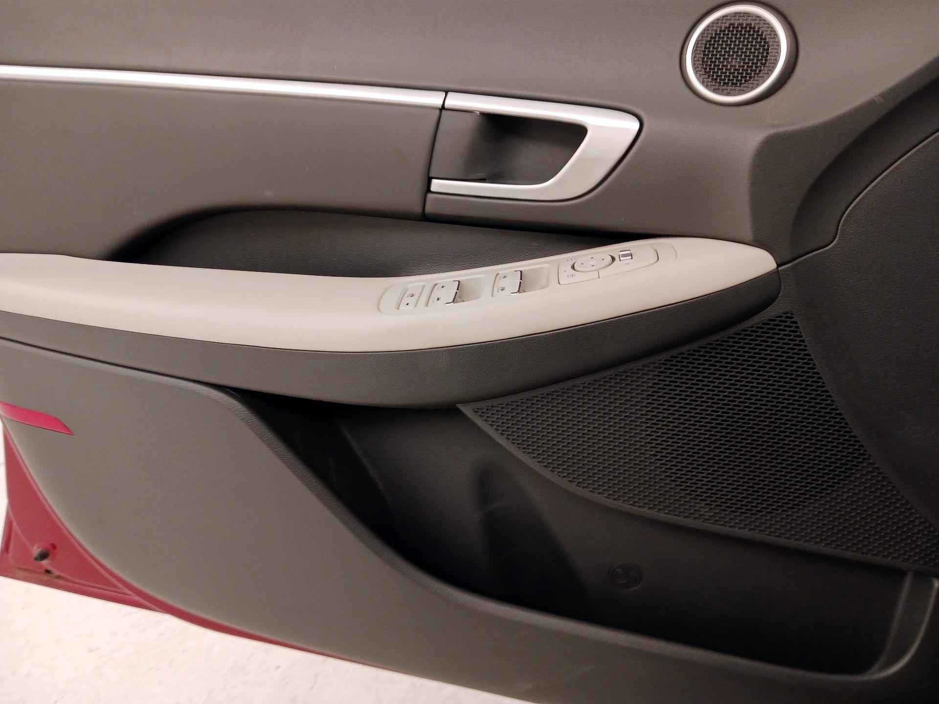 Thumbnail: 2023 Hyundai Sonata - 12