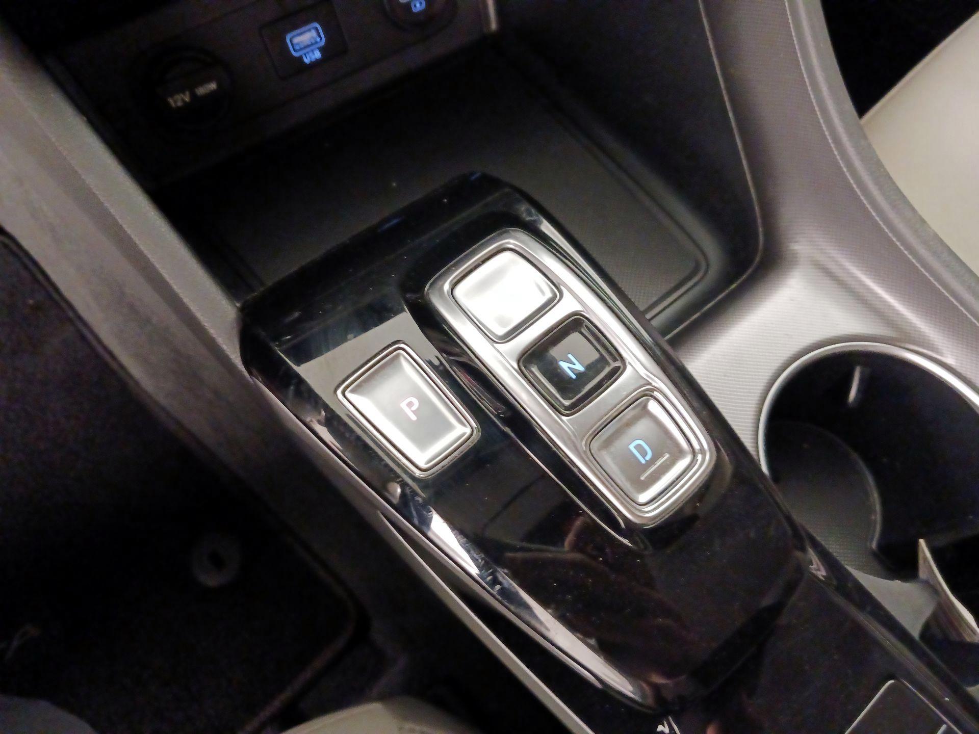 Thumbnail: 2023 Hyundai Sonata - 18