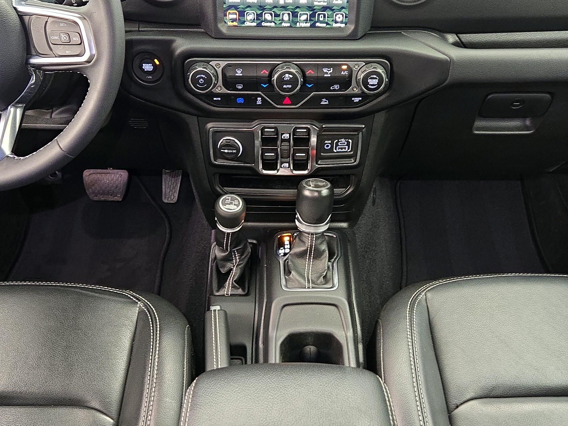 Thumbnail: 2023 Jeep Wrangler - 17