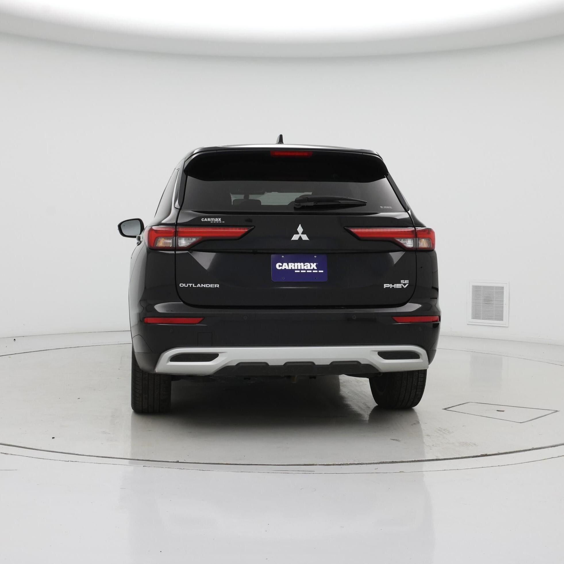 Thumbnail: 2023 Mitsubishi Outlander - 6