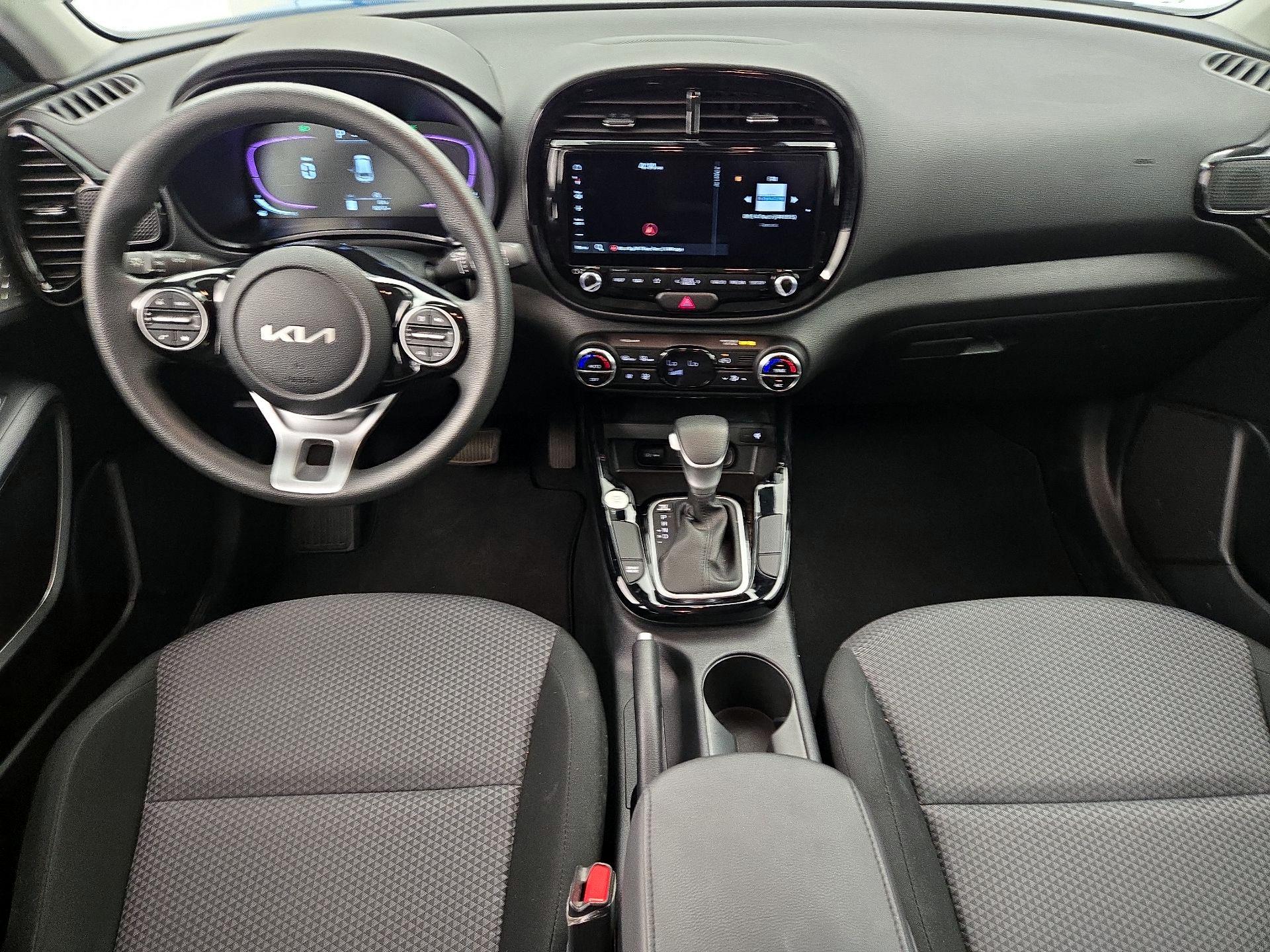 Thumbnail: 2023 Kia Soul - 9