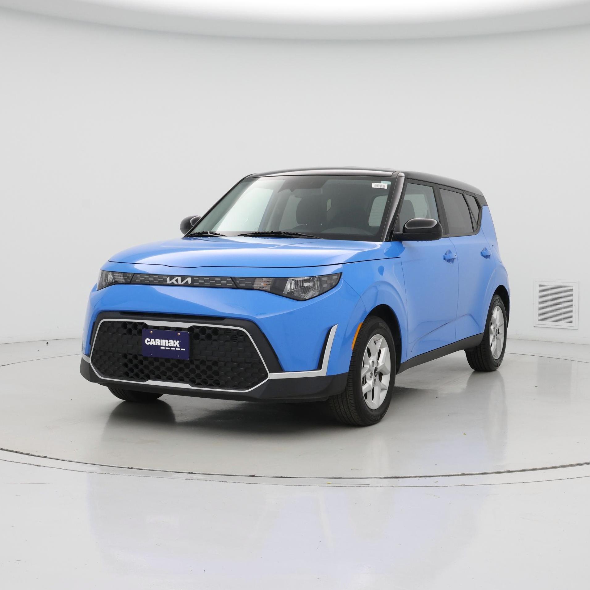 Thumbnail: 2023 Kia Soul - 4