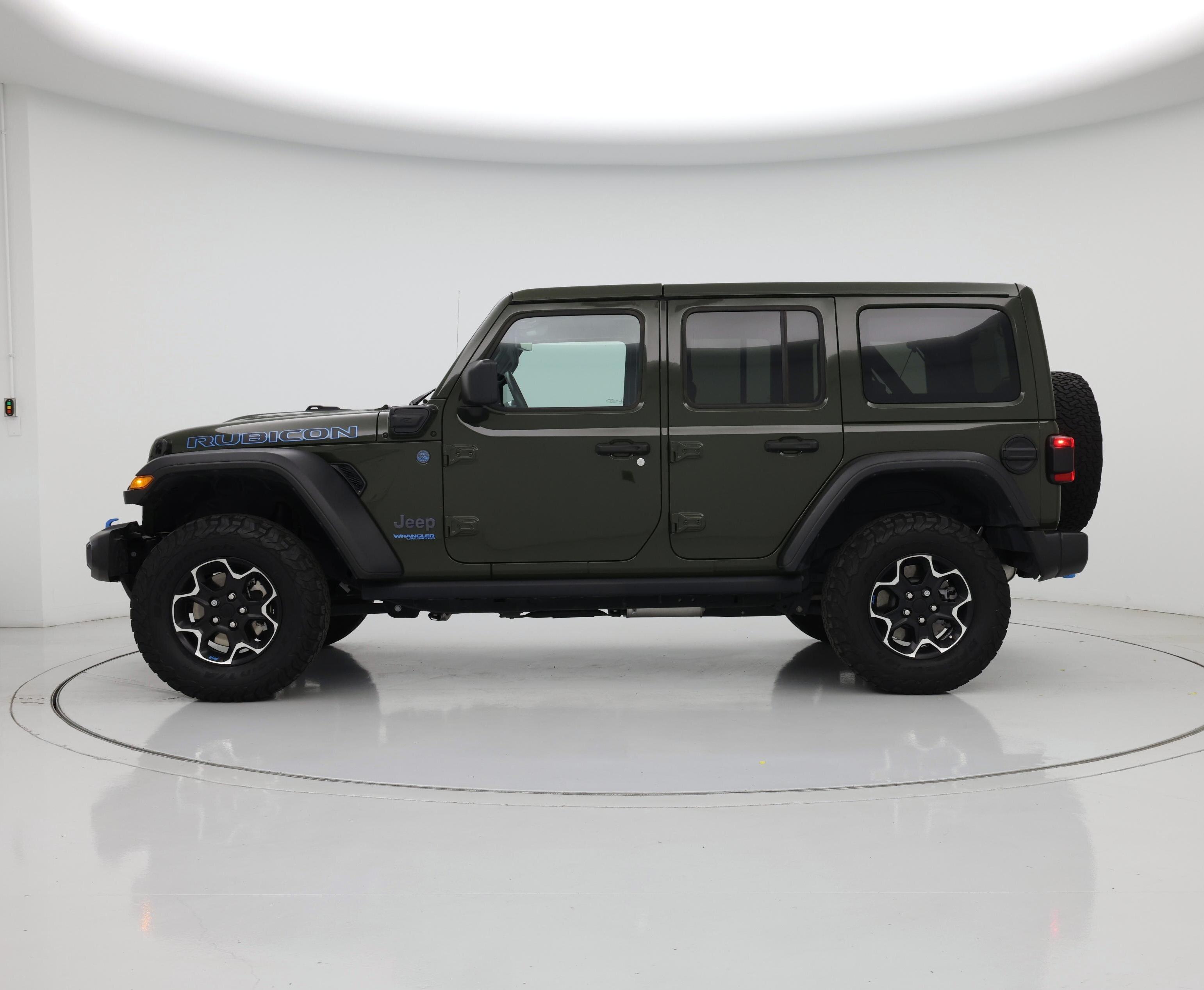 Thumbnail: 2022 Jeep Wrangler - 3