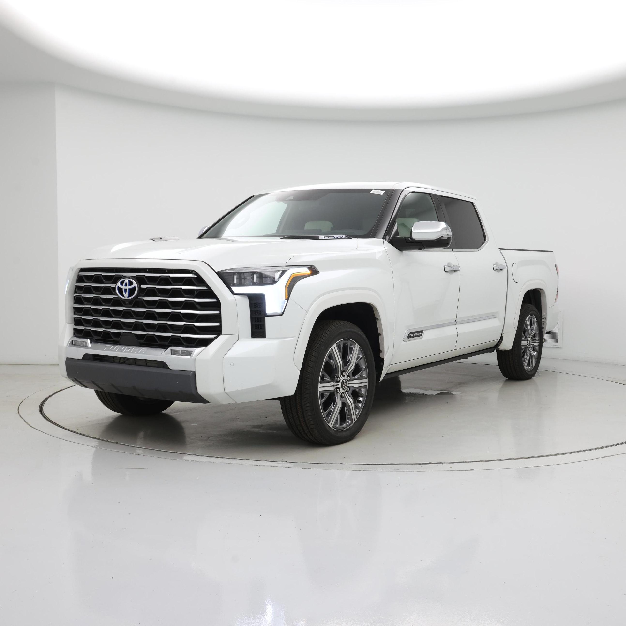 Thumbnail: 2022 Toyota Tundra - 4