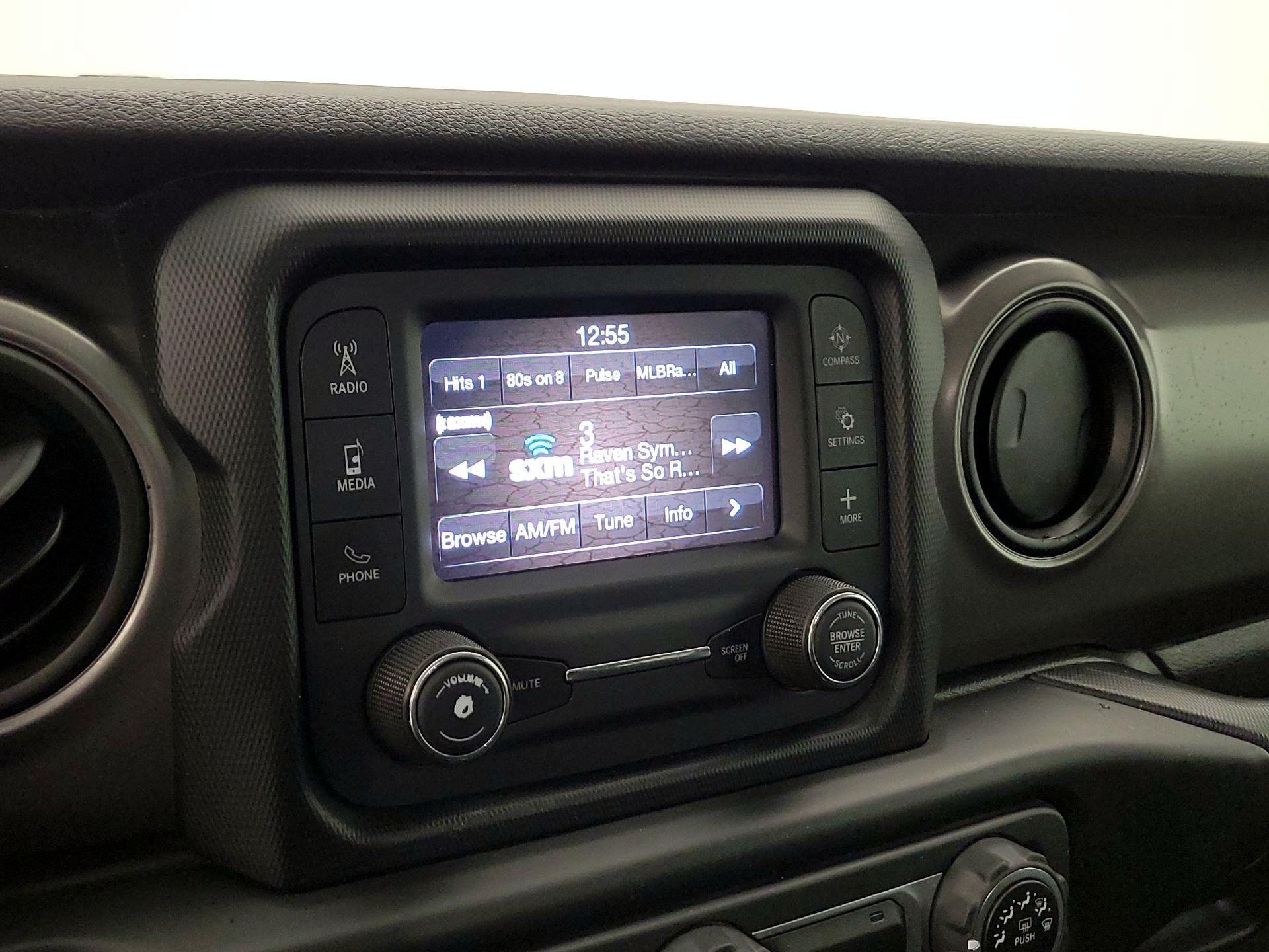 Thumbnail: 2021 Jeep Wrangler - 15