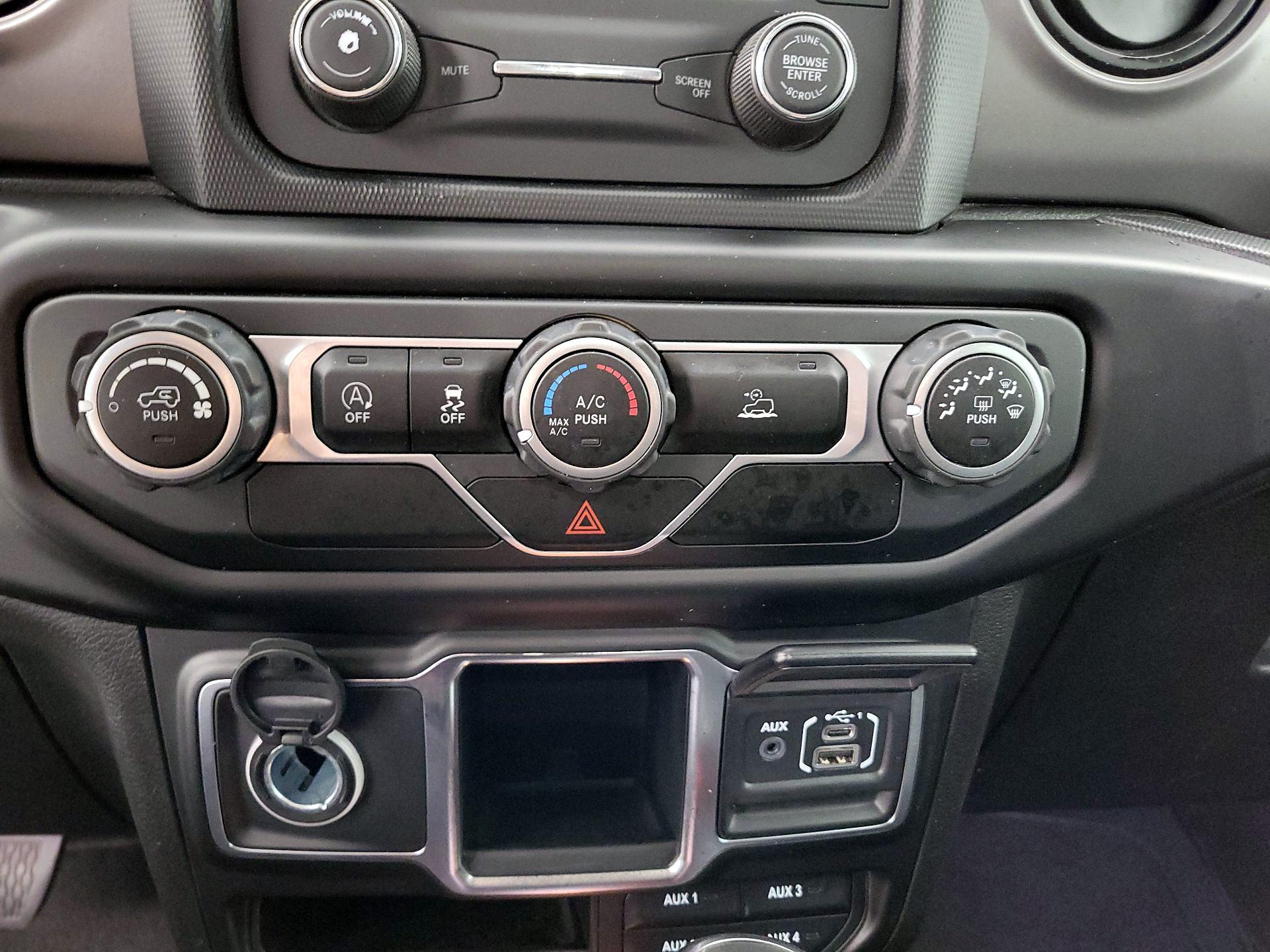 Thumbnail: 2021 Jeep Wrangler - 16