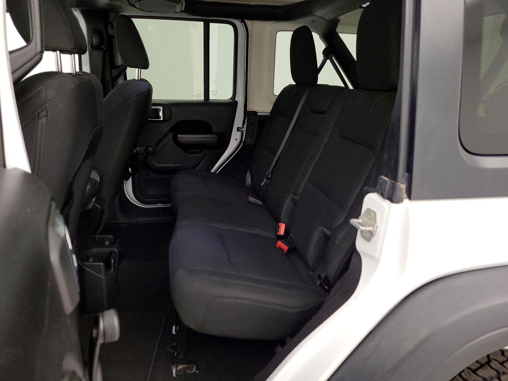 Thumbnail: 2021 Jeep Wrangler - 19