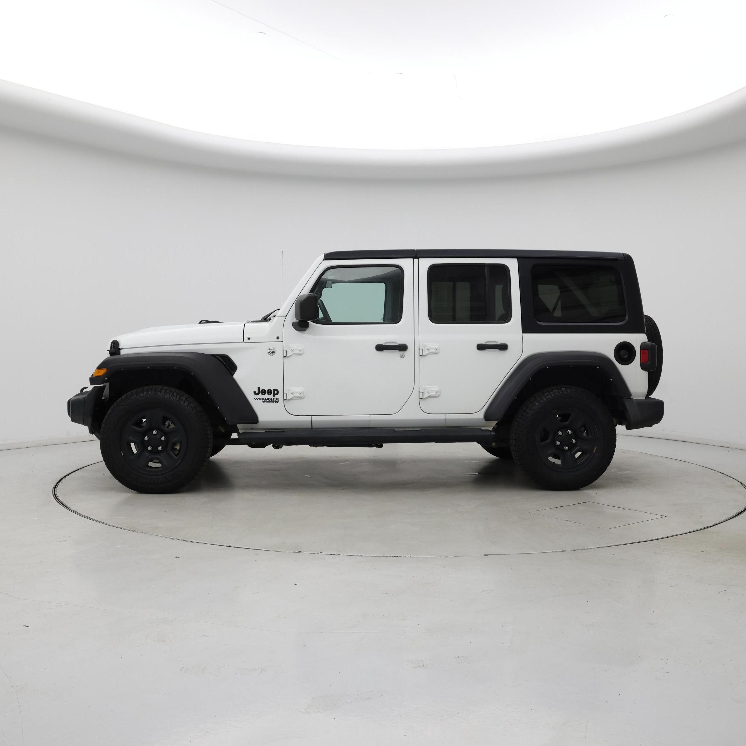 Thumbnail: 2021 Jeep Wrangler - 3