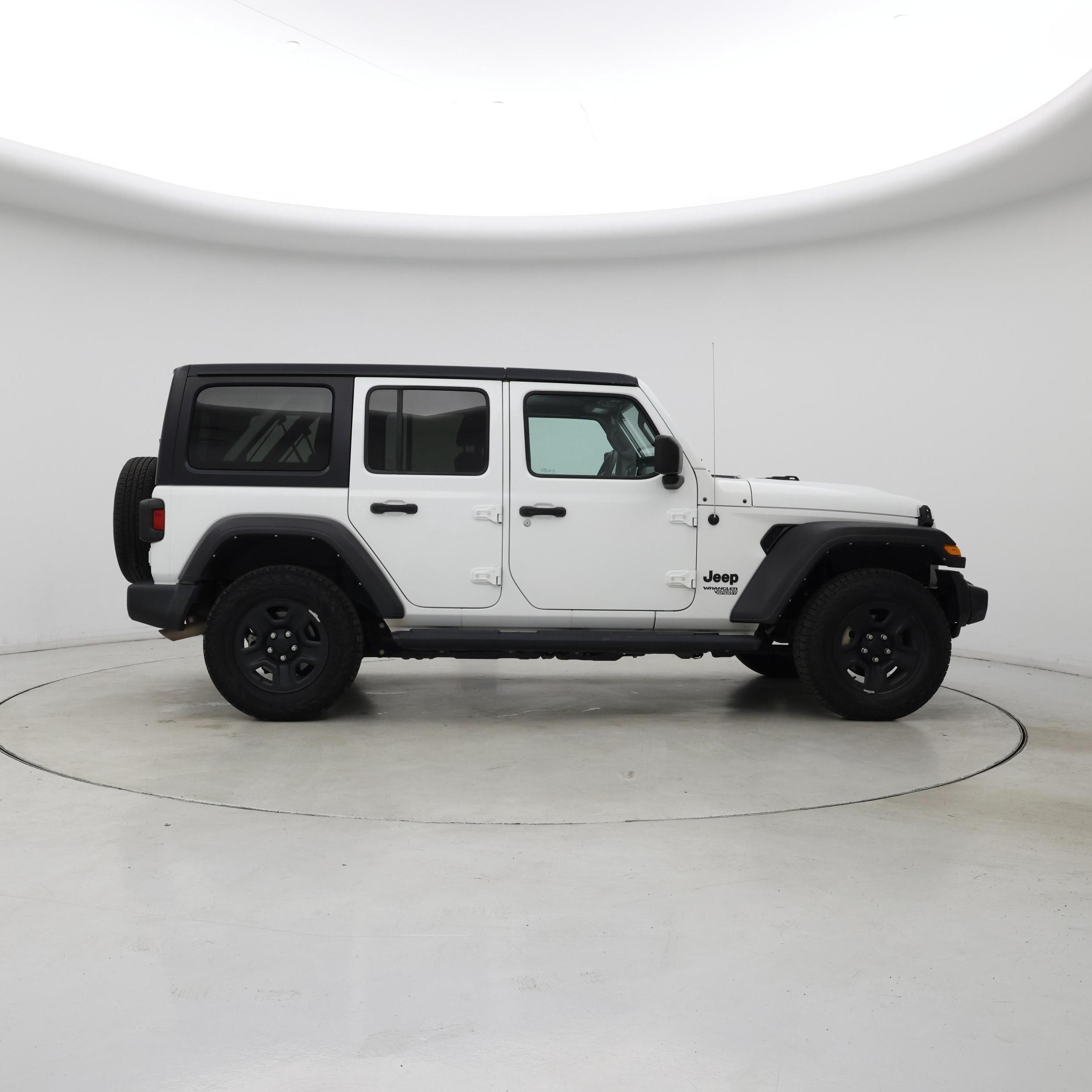 Thumbnail: 2021 Jeep Wrangler - 7