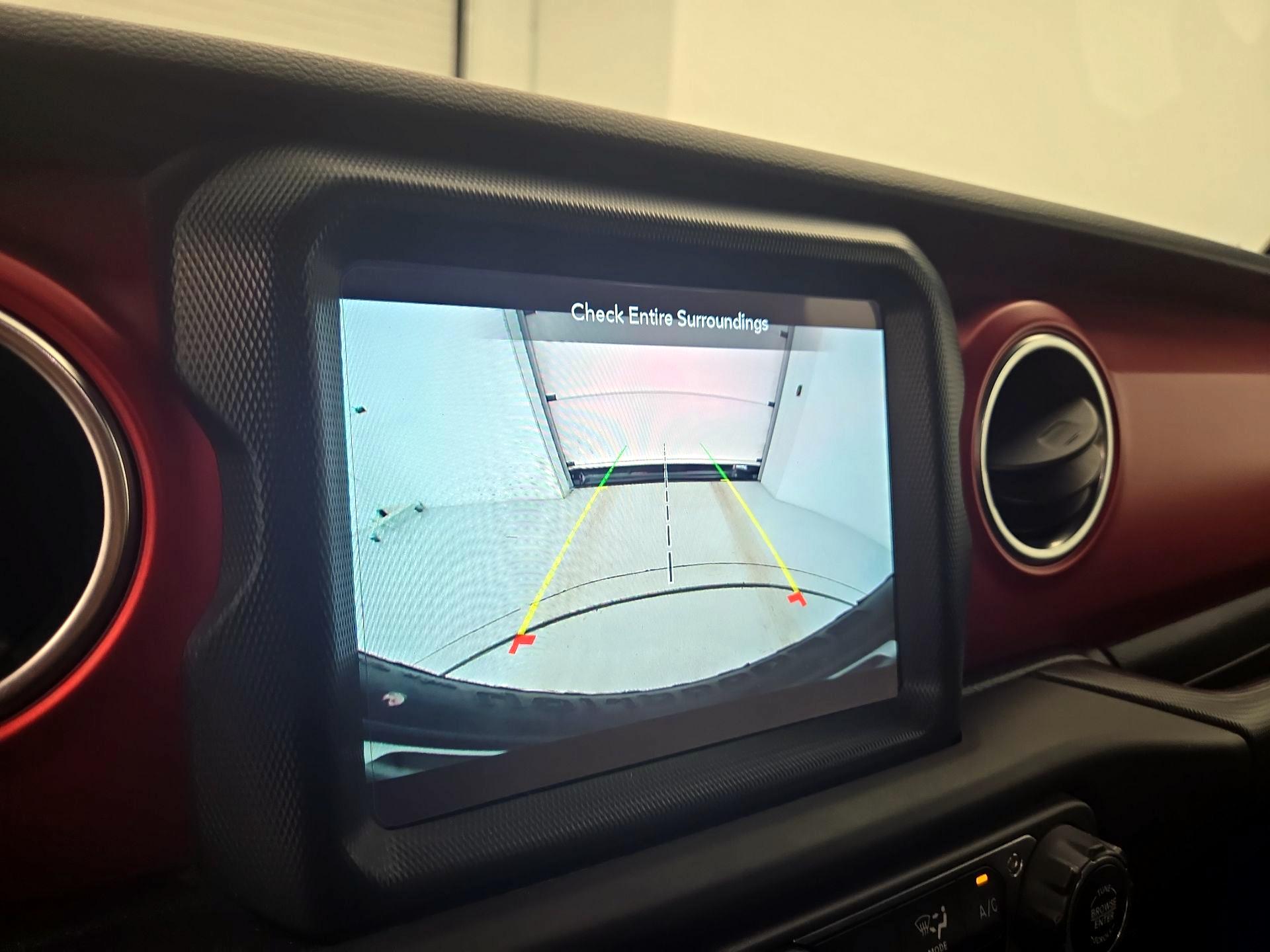 Thumbnail: 2021 Jeep Wrangler - 15