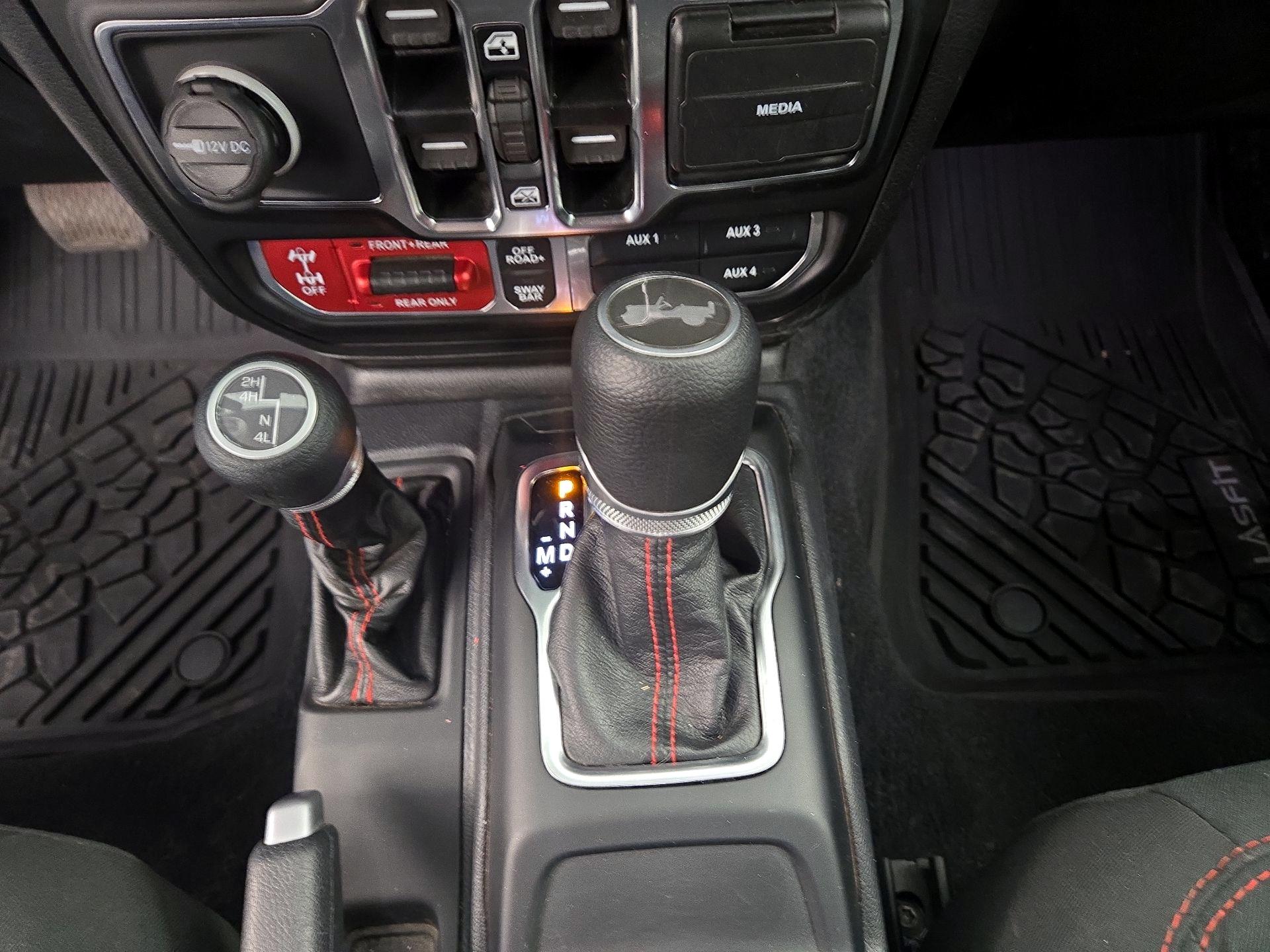 Thumbnail: 2021 Jeep Wrangler - 18