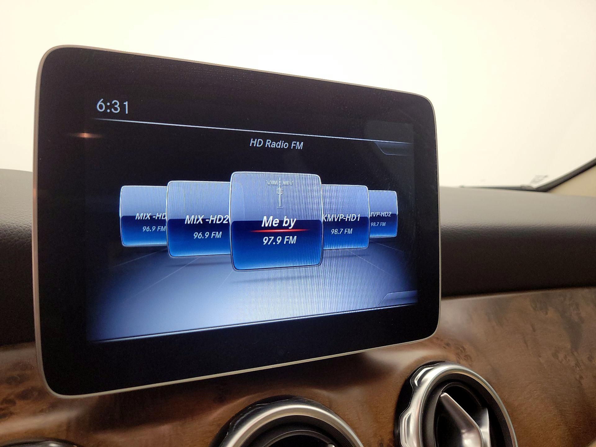 Thumbnail: 2020 Mercedes-Benz GLA - 15