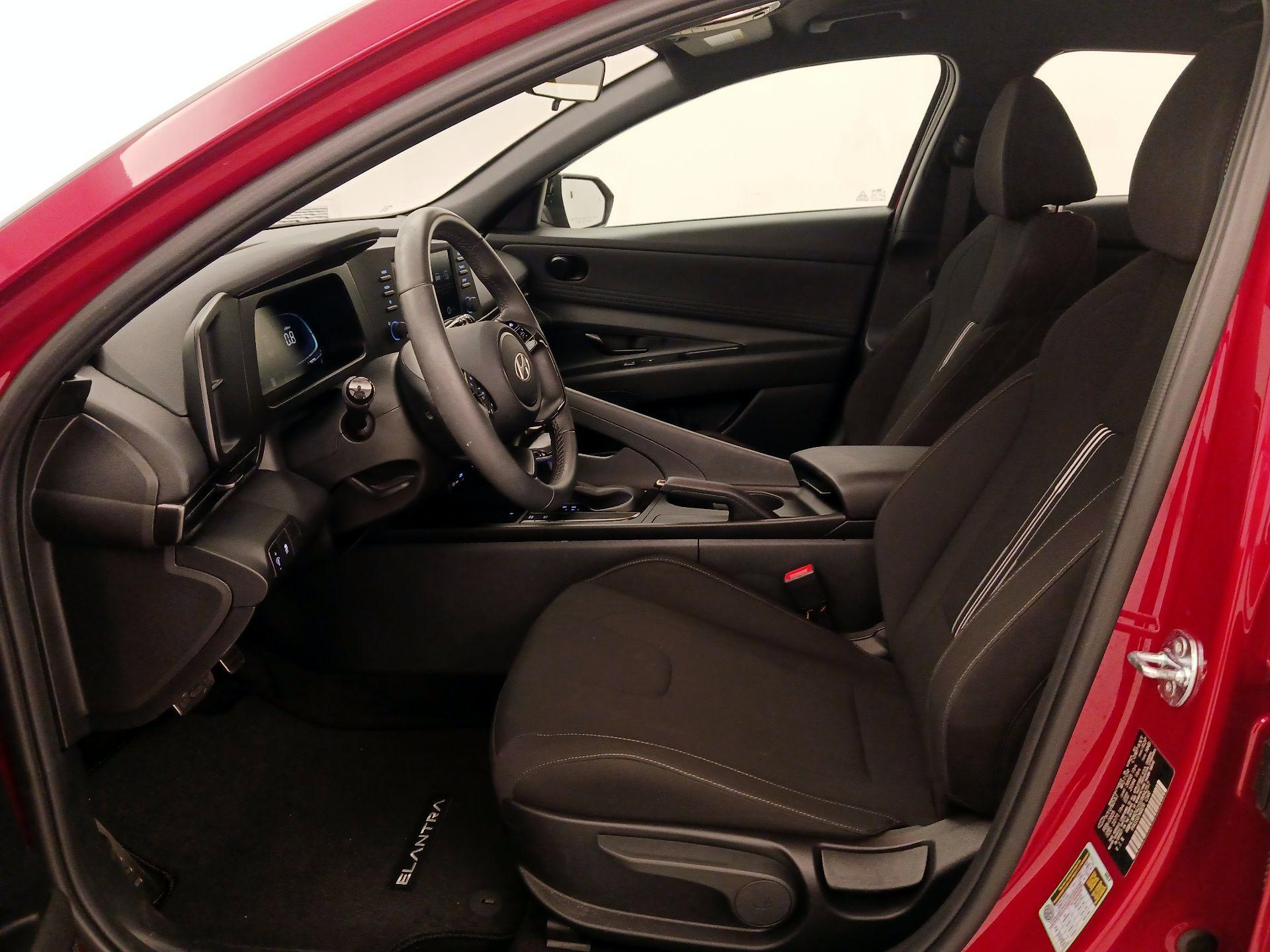 Thumbnail: 2025 Hyundai Elantra - 11