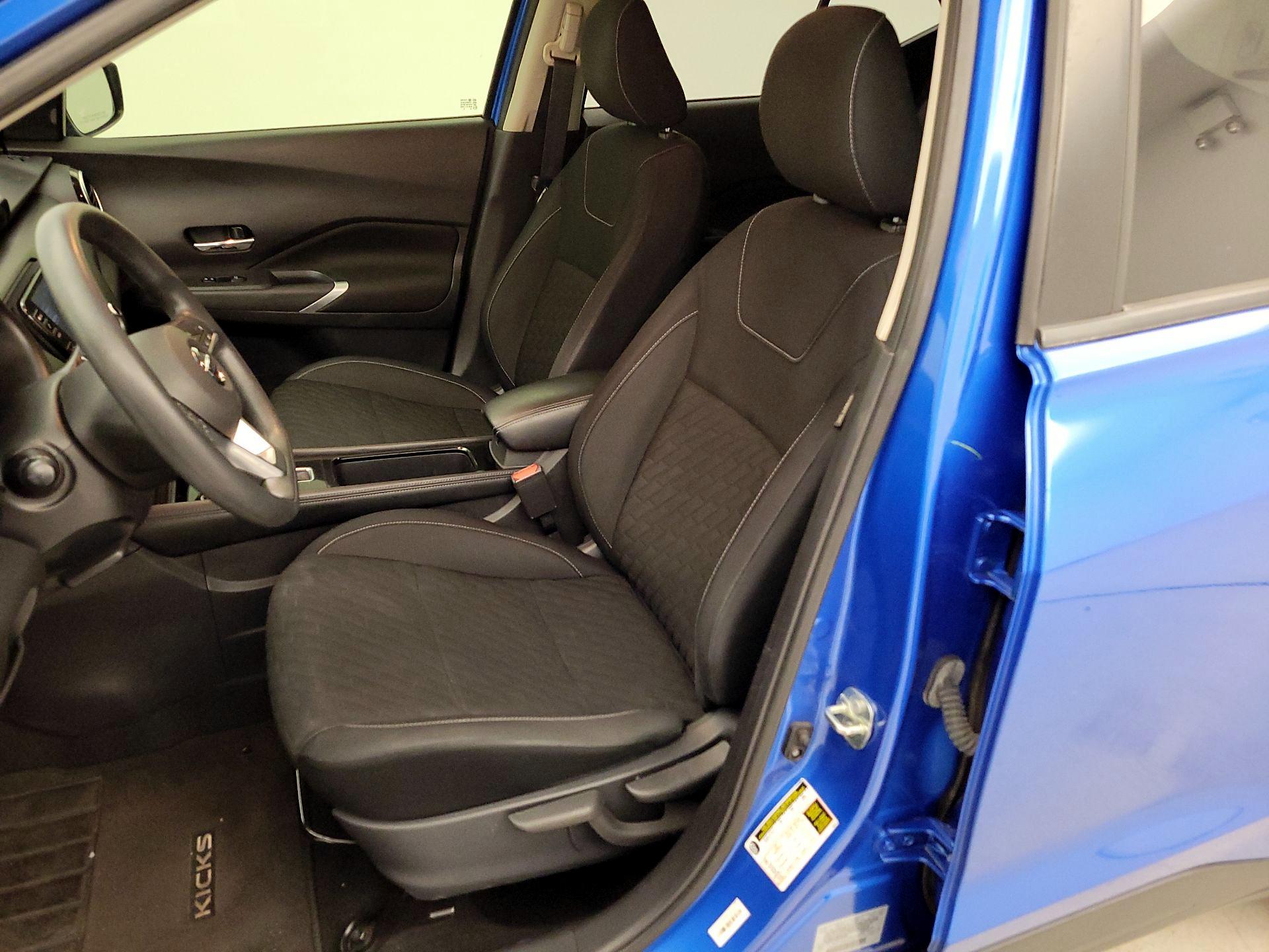 Thumbnail: 2021 Nissan Kicks - 11