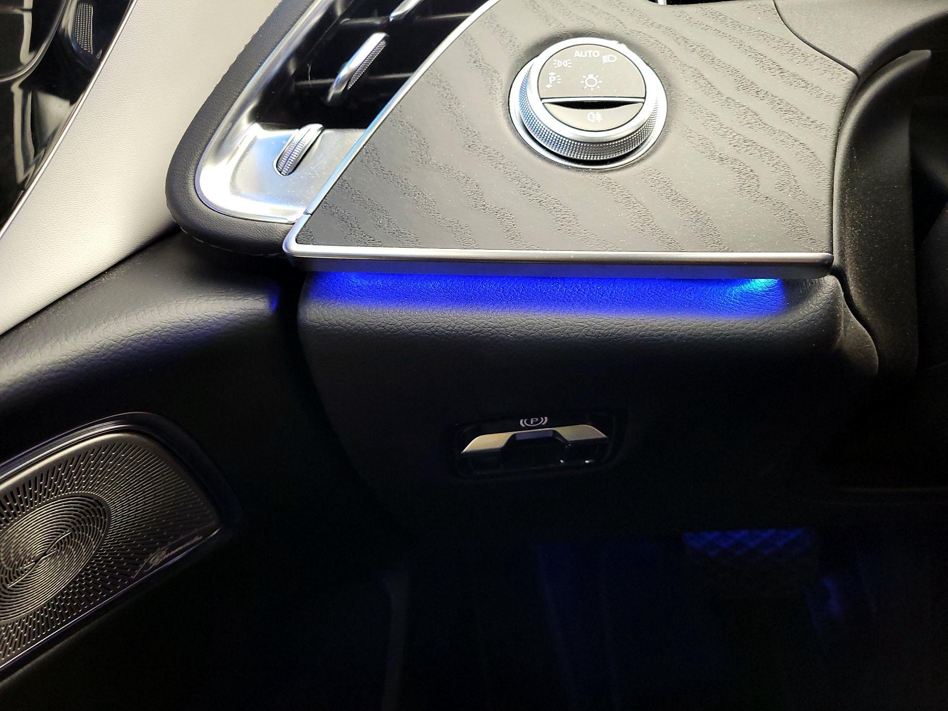 Thumbnail: 2024 Mercedes-Benz E-Class - 13