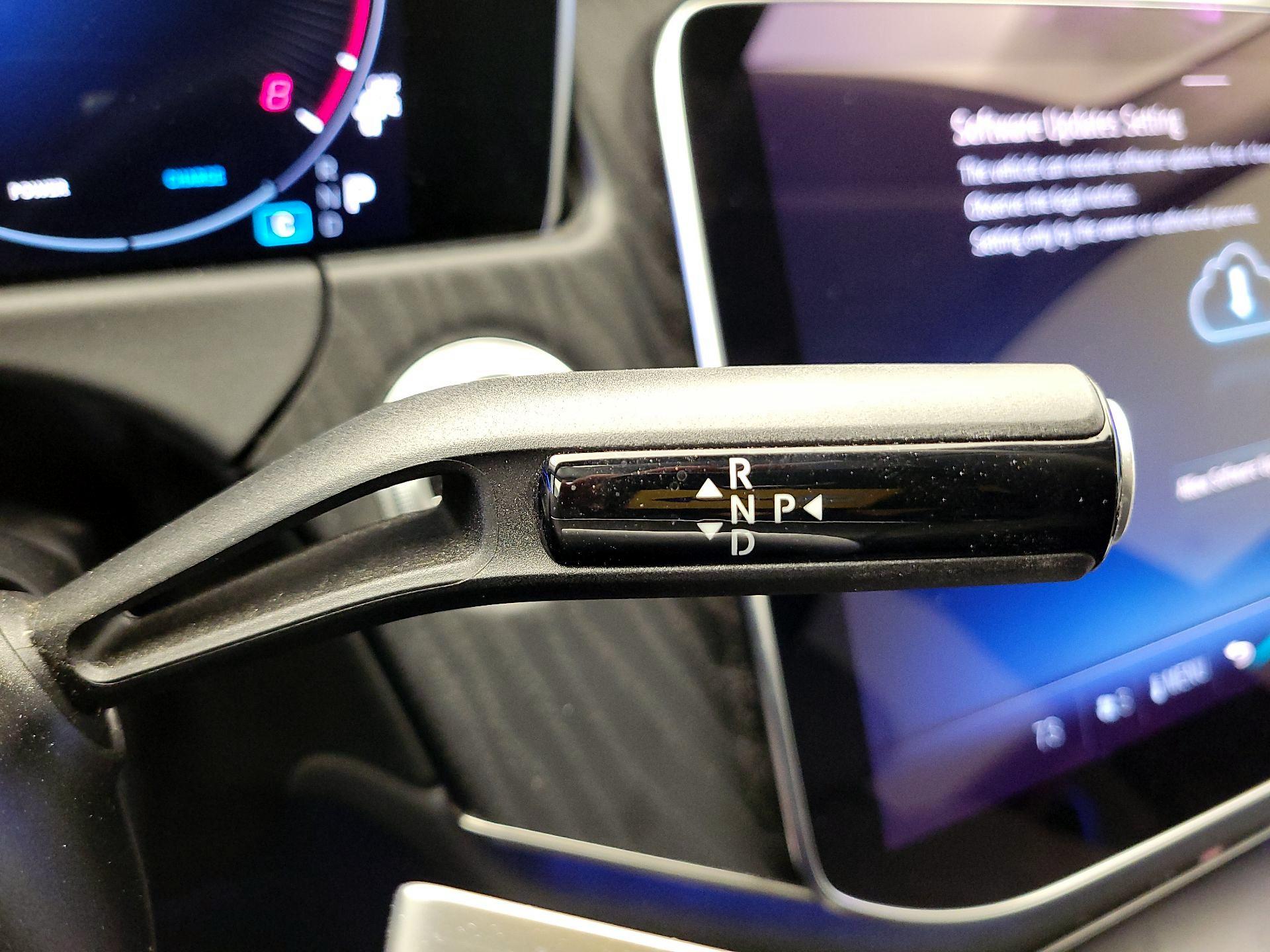 Thumbnail: 2024 Mercedes-Benz E-Class - 18