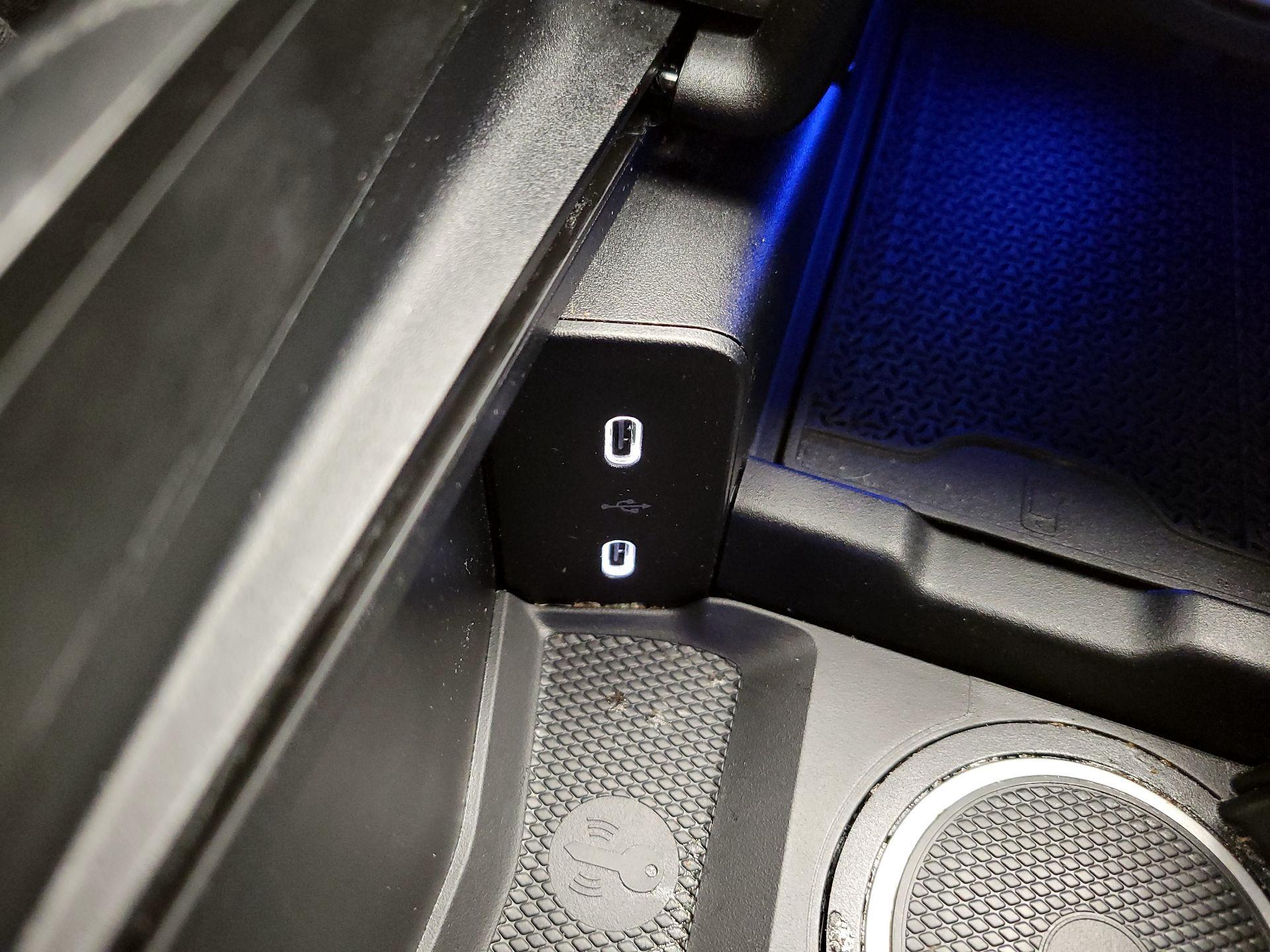 Thumbnail: 2024 Mercedes-Benz E-Class - 19