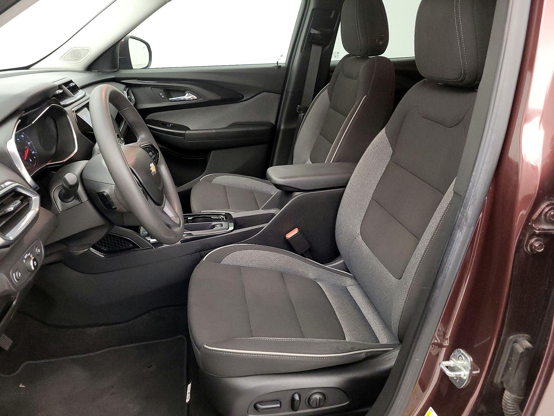 Thumbnail: 2022 Chevrolet TrailBlazer - 11