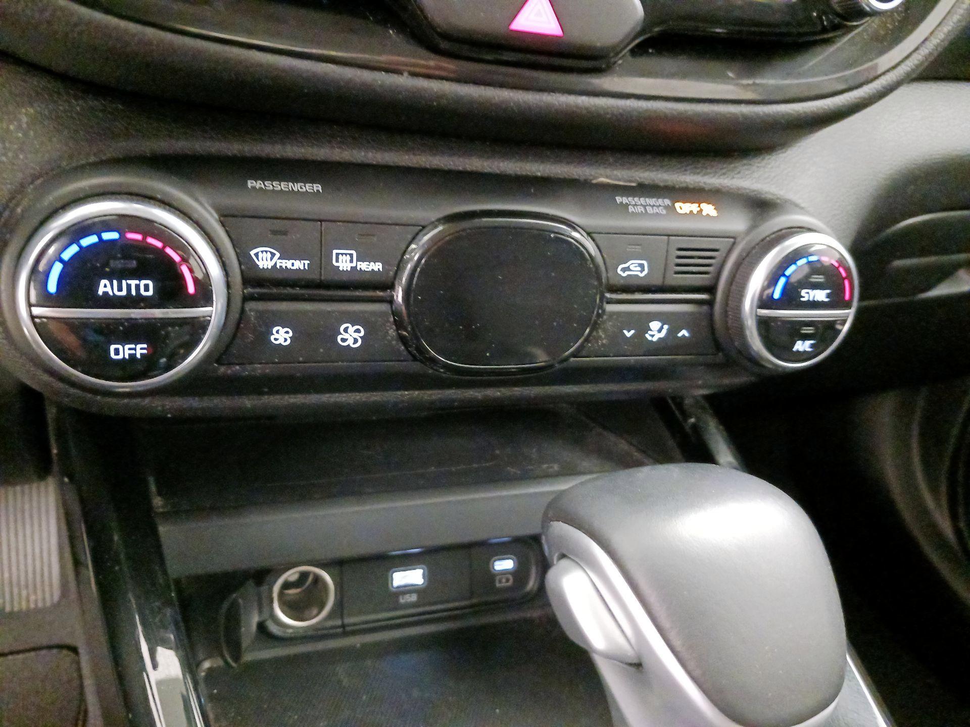 Thumbnail: 2023 Kia Soul - 17