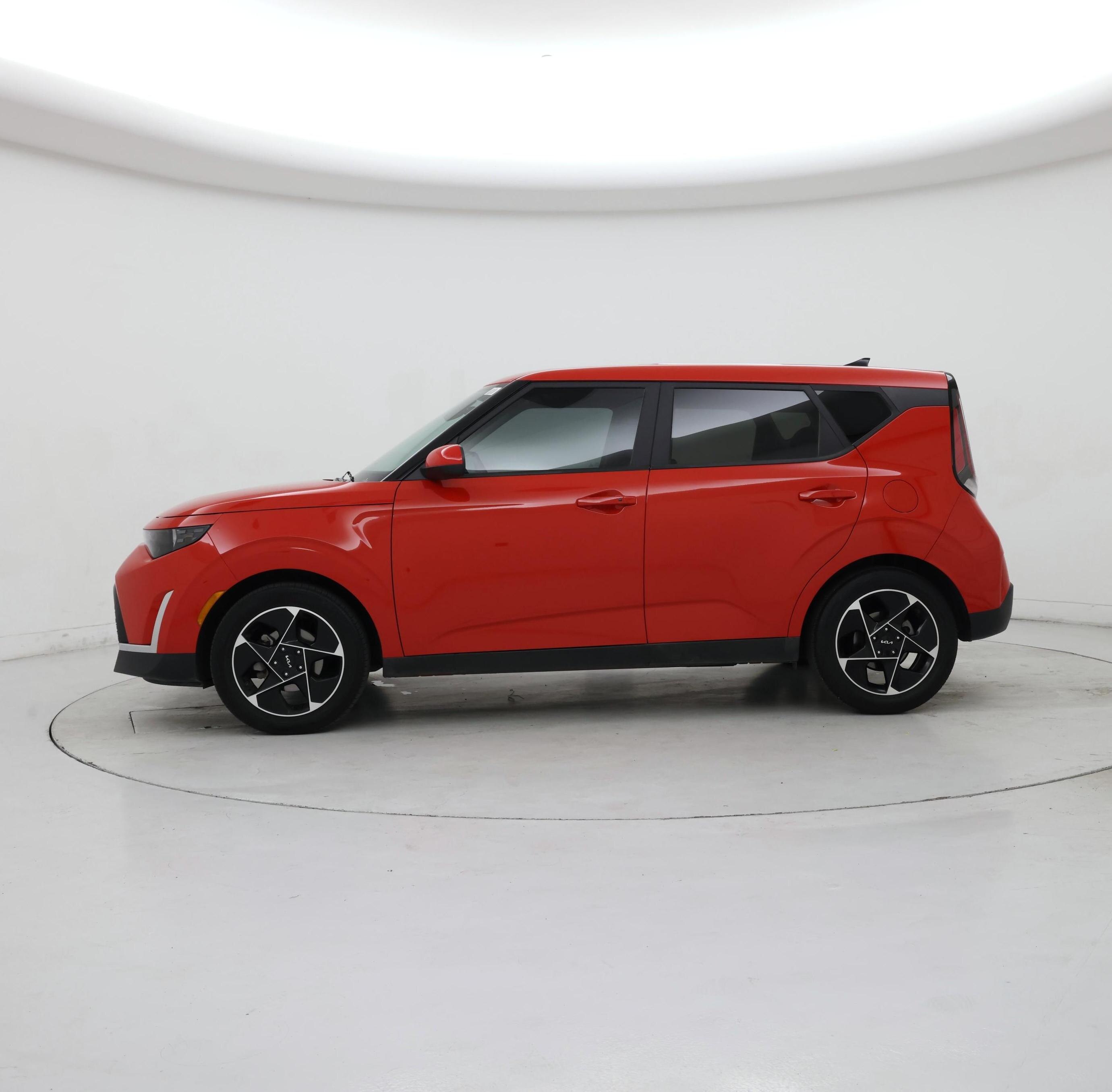 Thumbnail: 2023 Kia Soul - 3