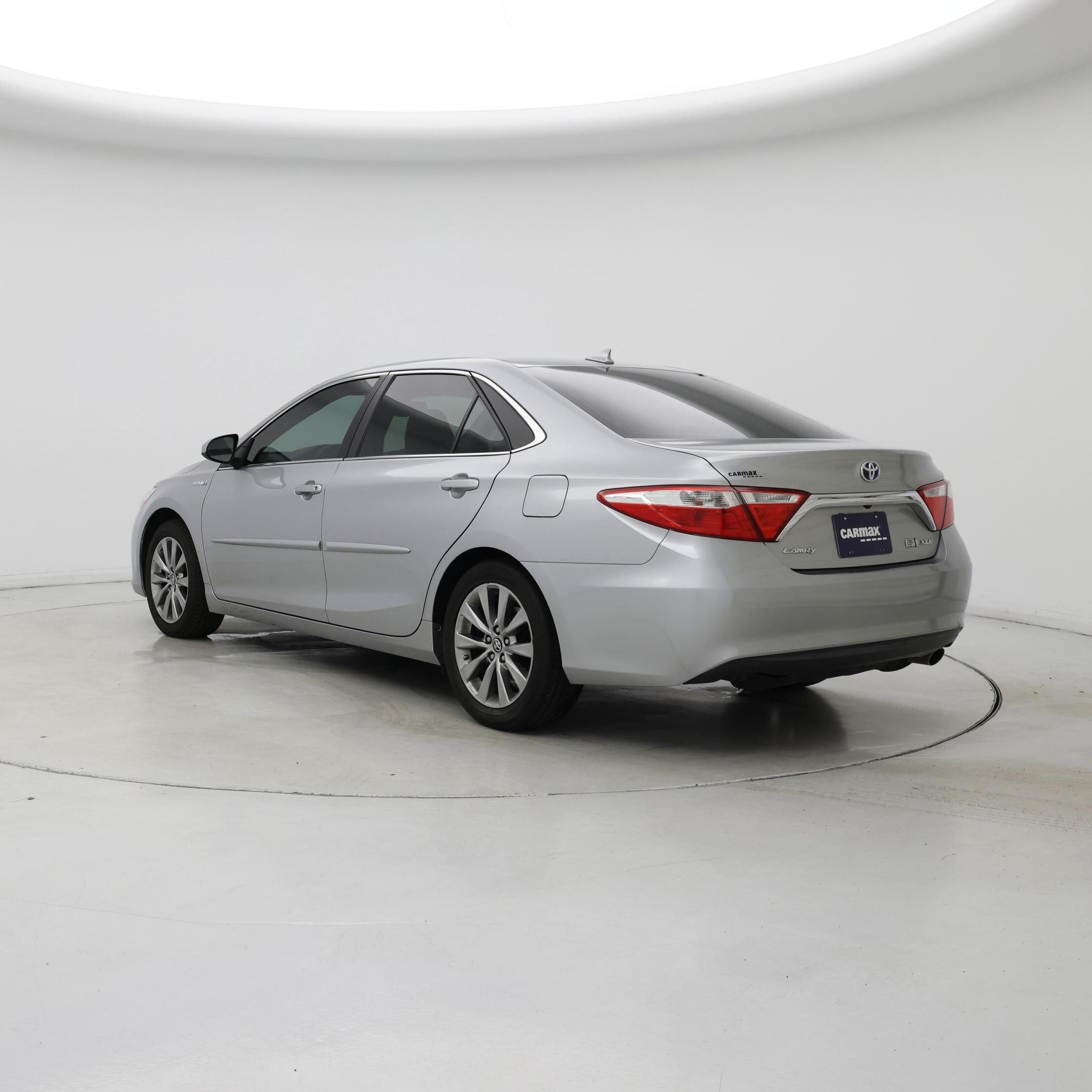 Thumbnail: 2017 Toyota Camry - 2