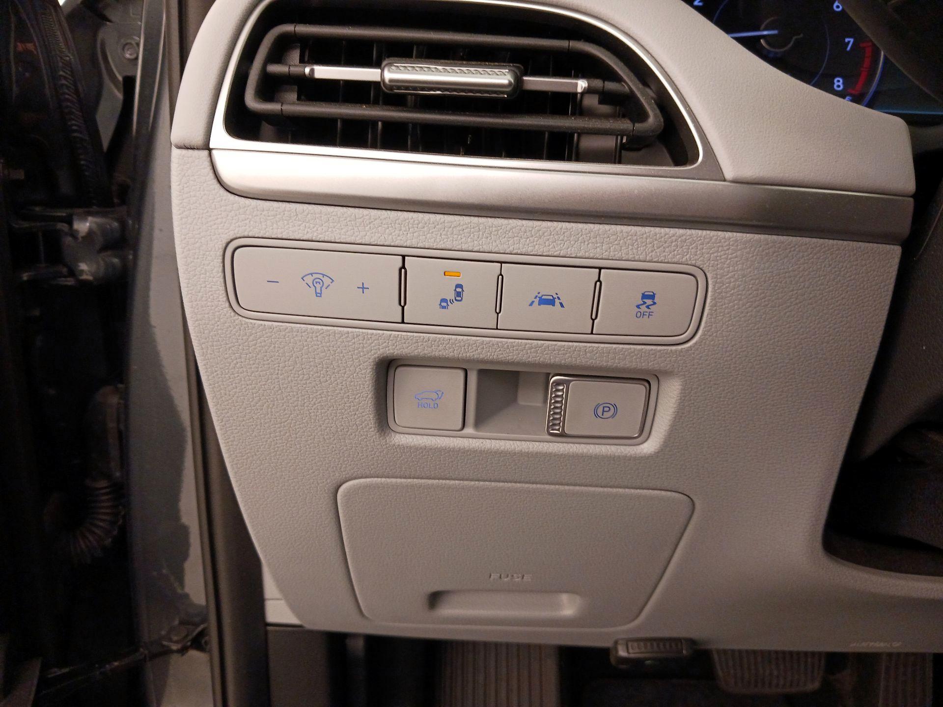 Thumbnail: 2022 Hyundai Palisade - 13