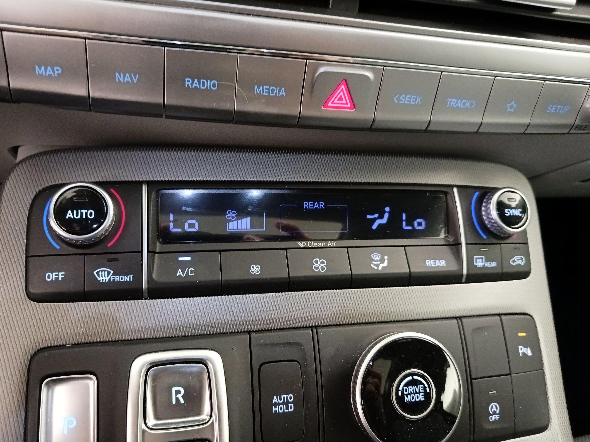 Thumbnail: 2022 Hyundai Palisade - 17